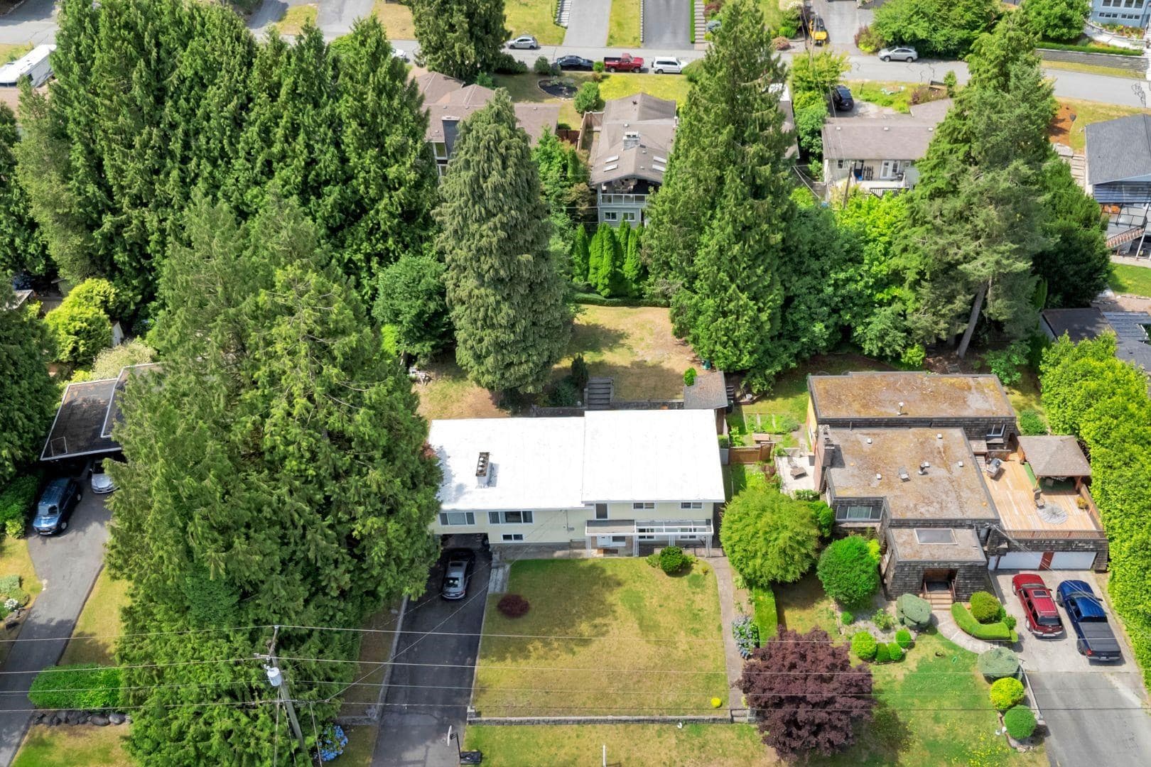 3028 Starlight Way, Coquitlam, V3C 3P6 — photo 2