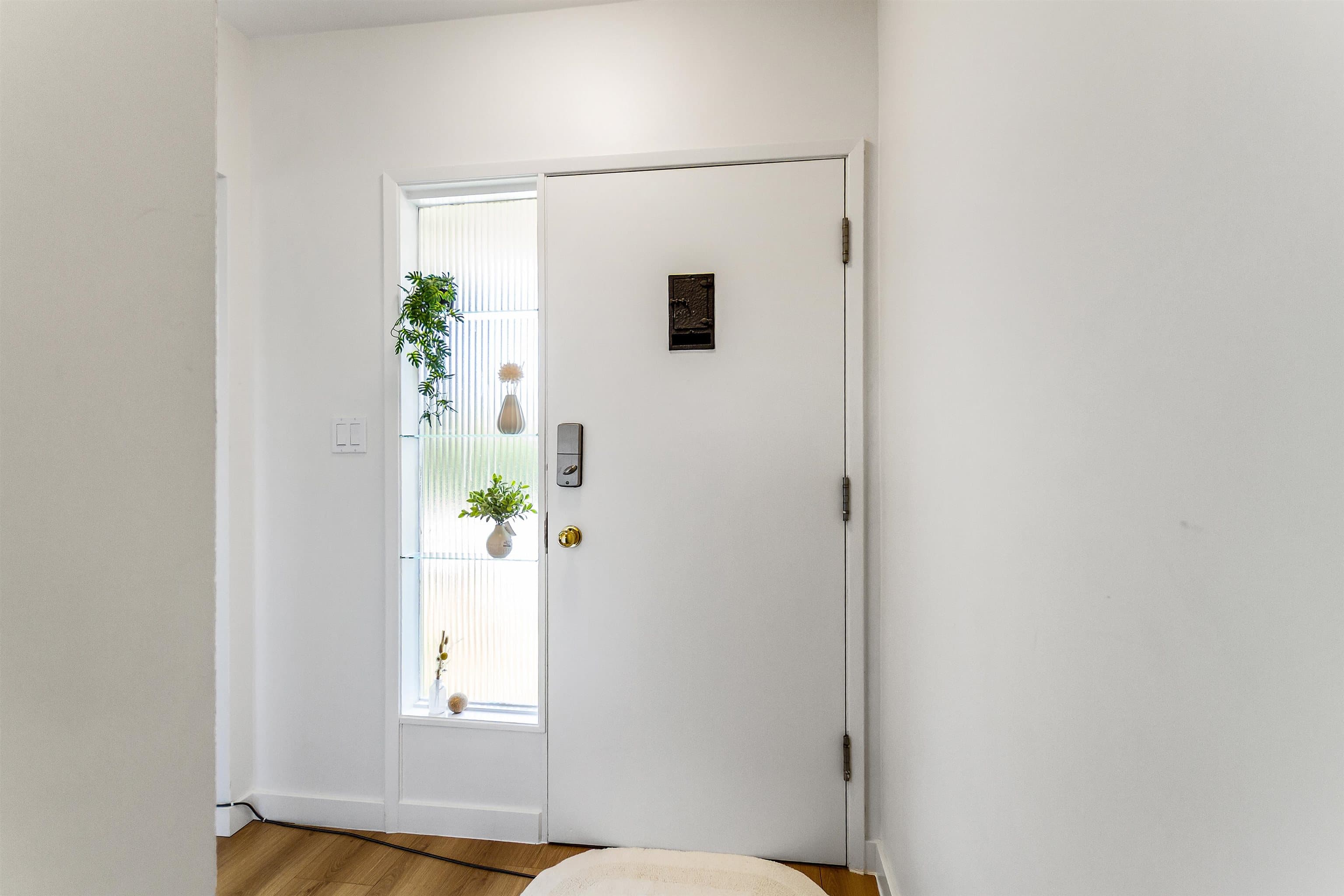 9175 Holmes Street, Burnaby