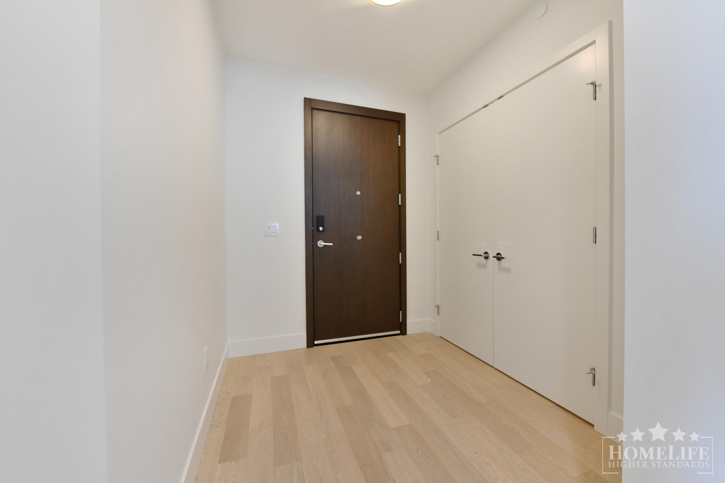 1105 - 1475 Foster Street, White Rock, V4B 3W7 — photo 2