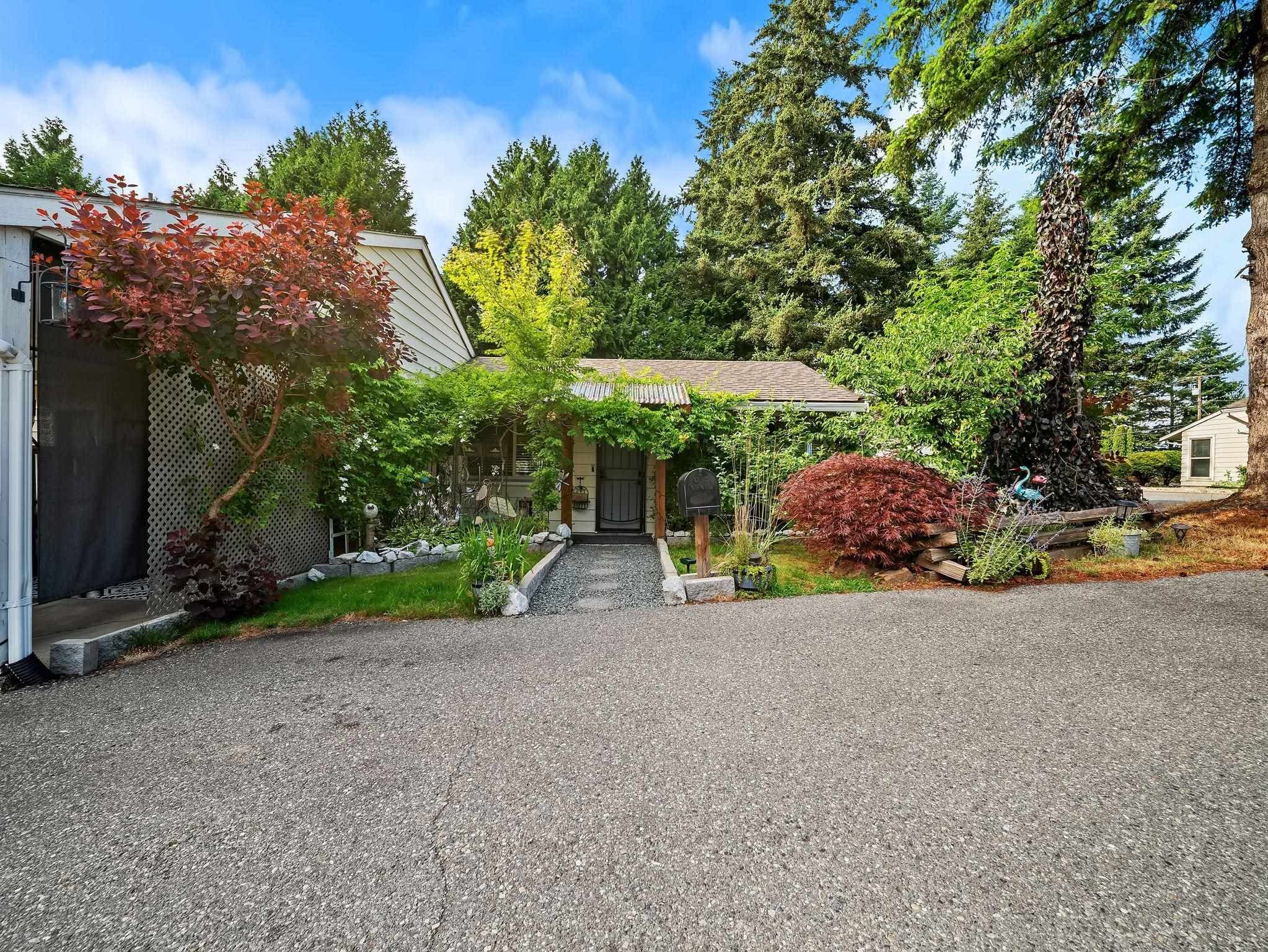 18 - 3075 Trethewey Street, Abbotsford