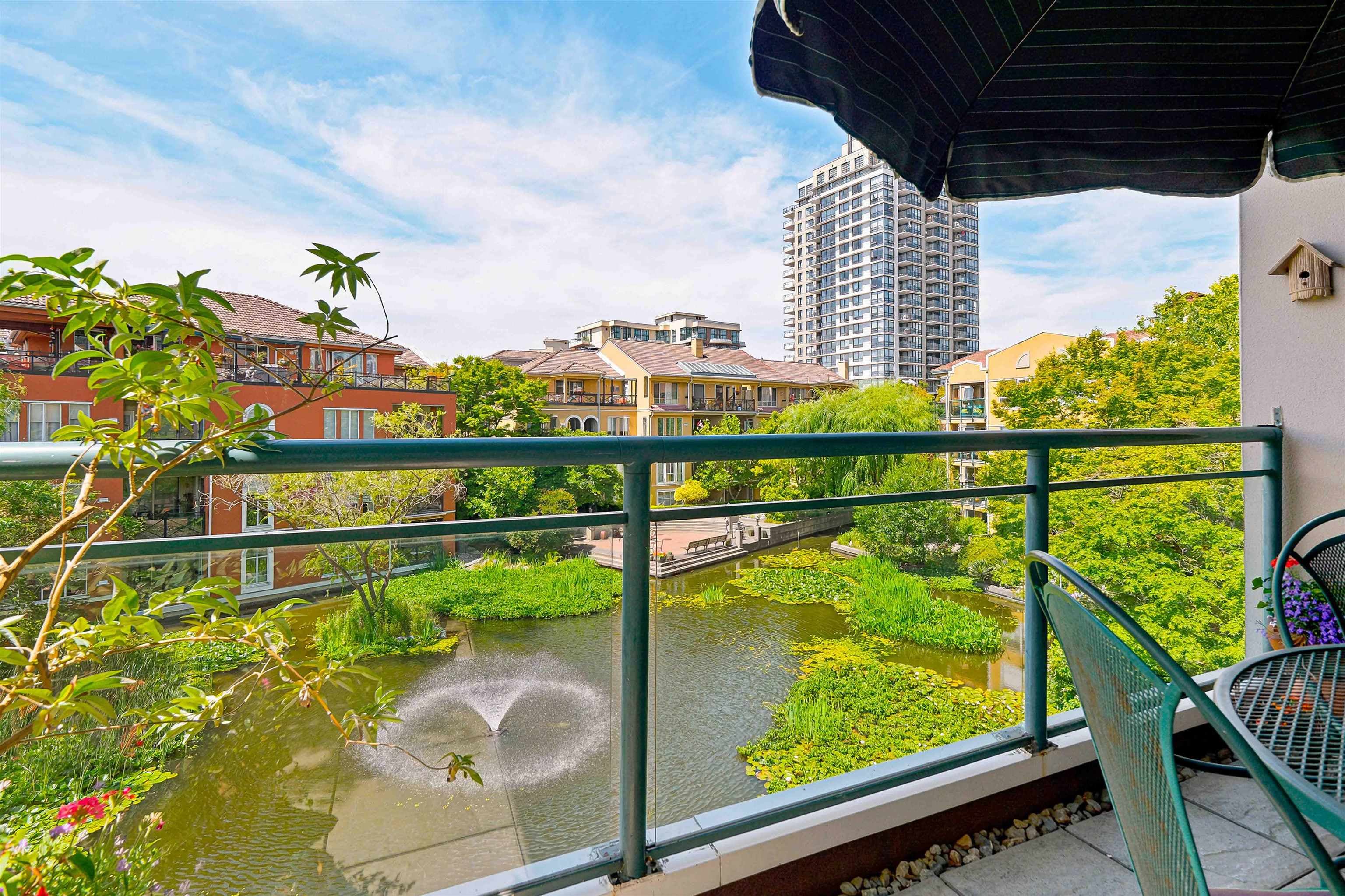308 - 8 Laguna Court, New Westminster, V3M 6M6 — photo 2