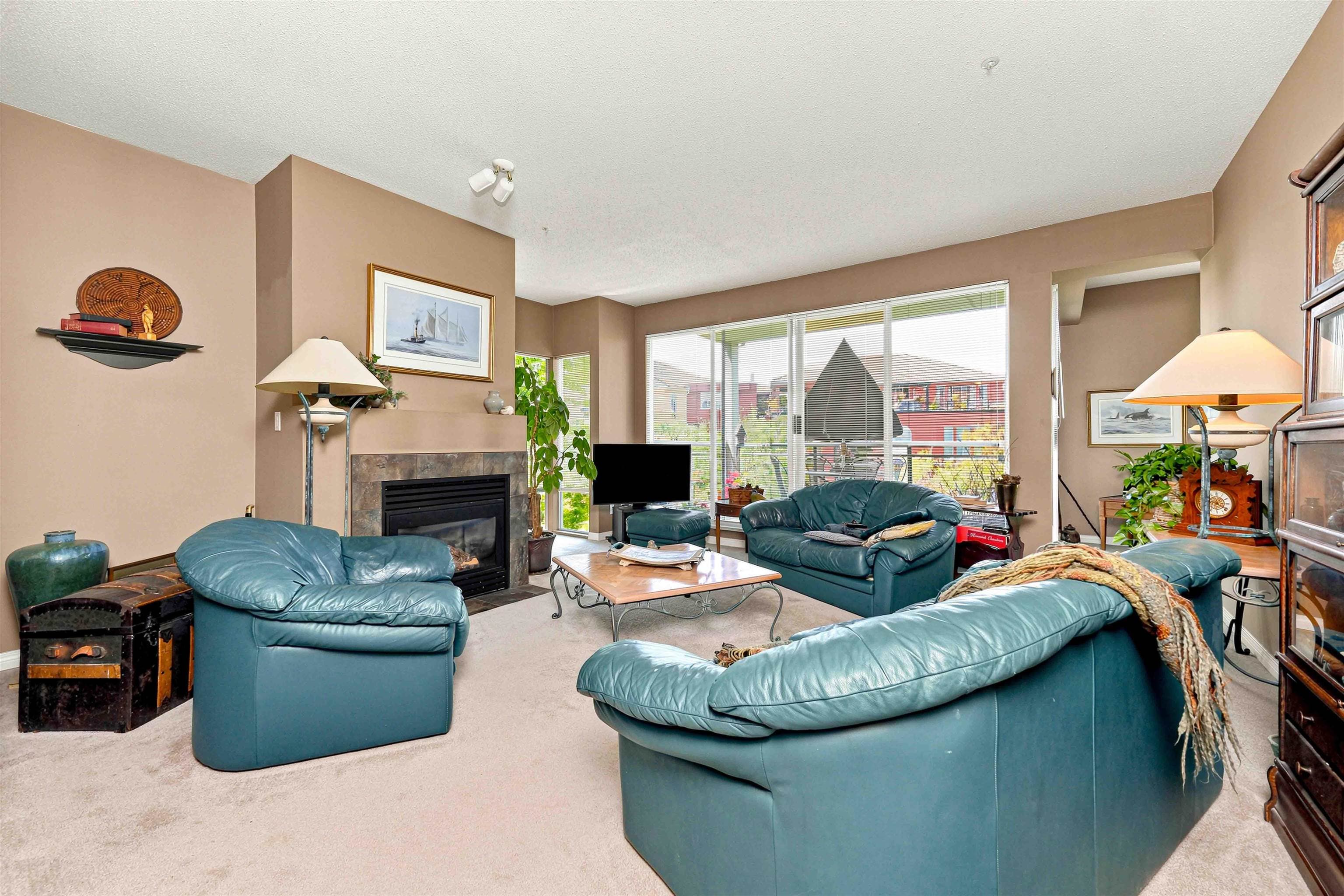 308 - 8 Laguna Court, New Westminster, V3M 6M6 — photo 4