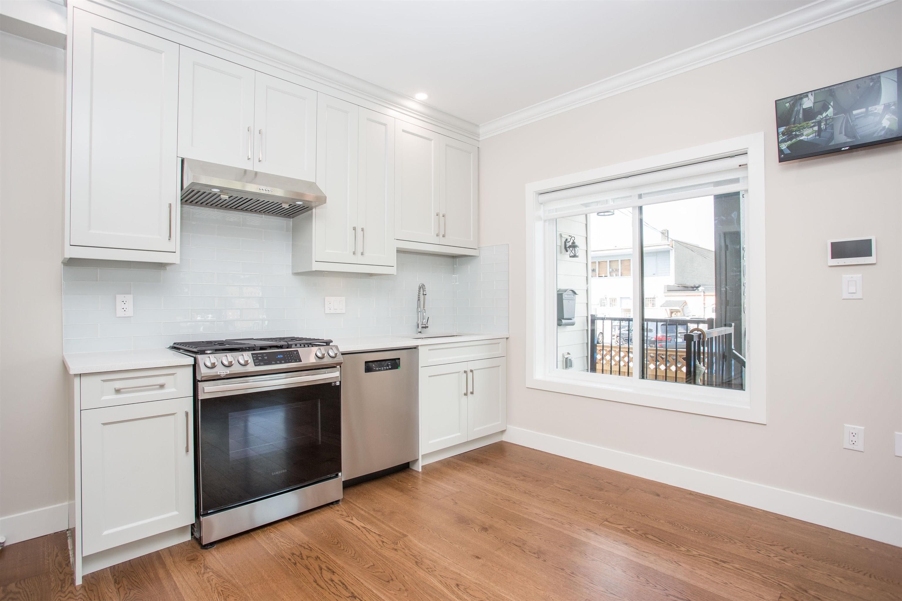 2028 E 42nd Avenue, Vancouver, V5P 1L8 — photo 3