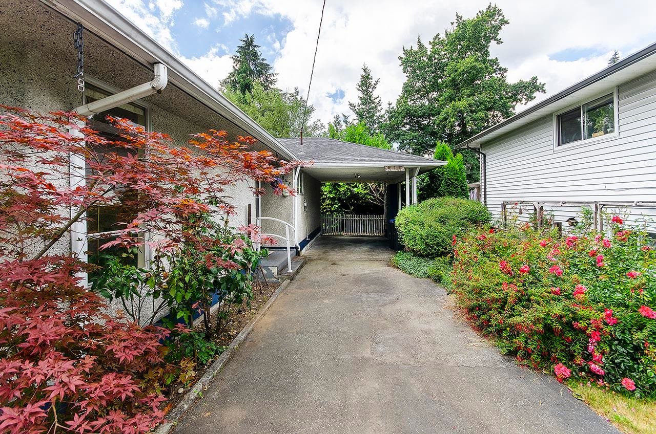 945 Caithness Crescent, Port Moody, V3H 1C4 — photo 5