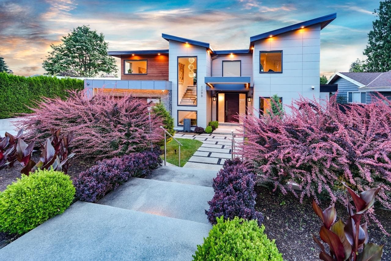 4399 Highland Boulevard, North Vancouver, V7R 2Z8 — photo 2