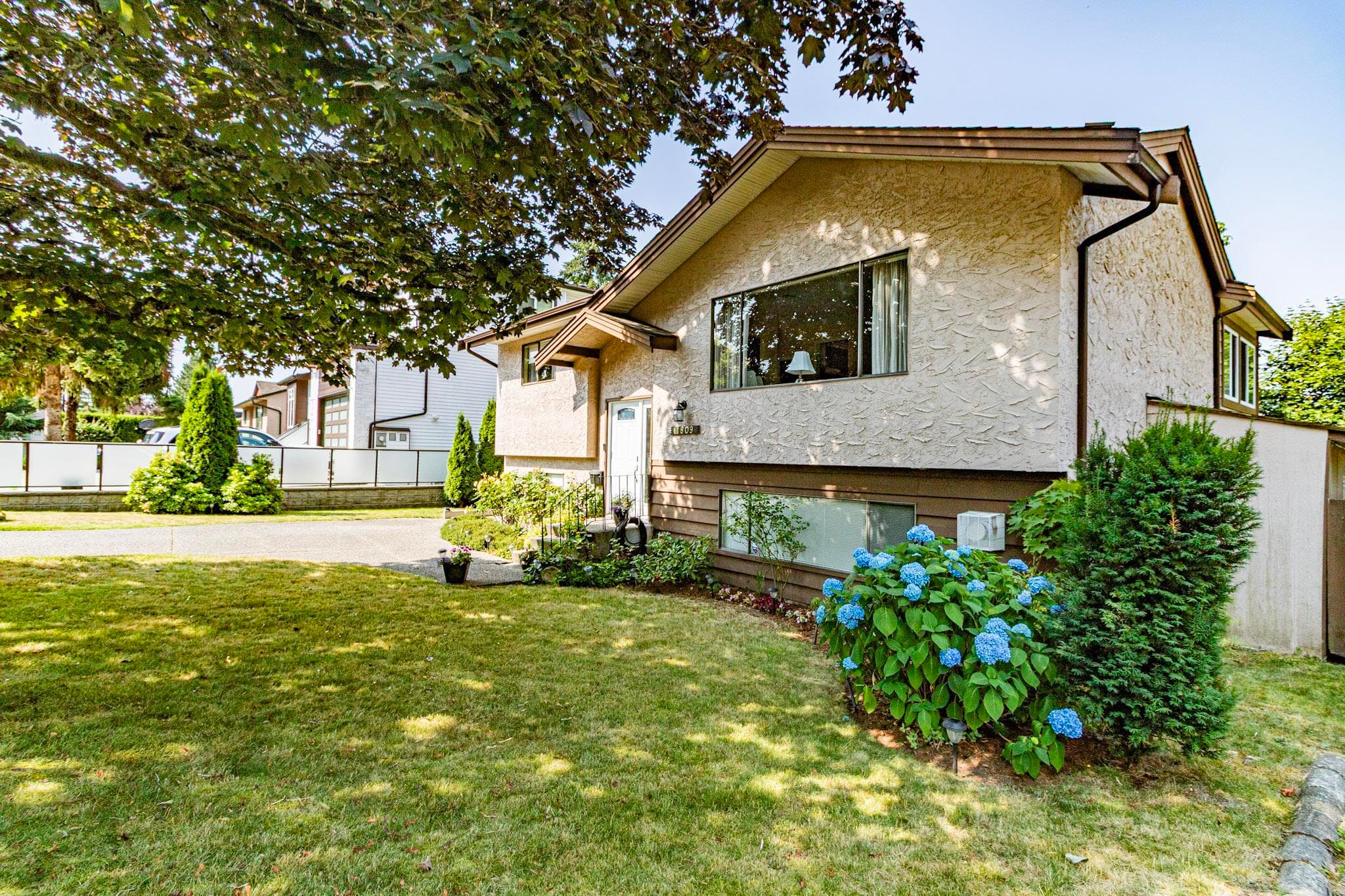11809 230 Street, Maple Ridge, V2X 6R3 — photo 3