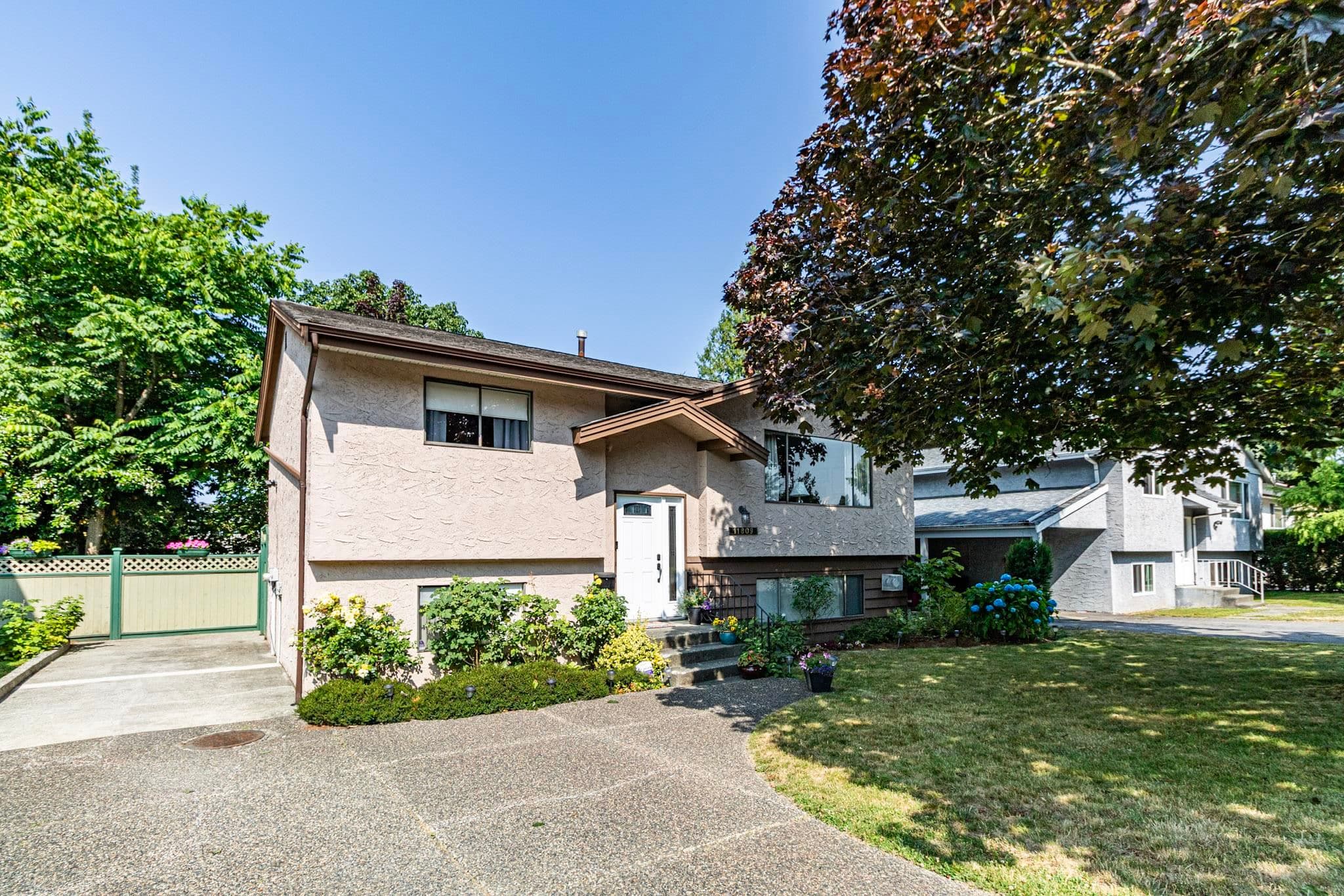 11809 230 Street, Maple Ridge