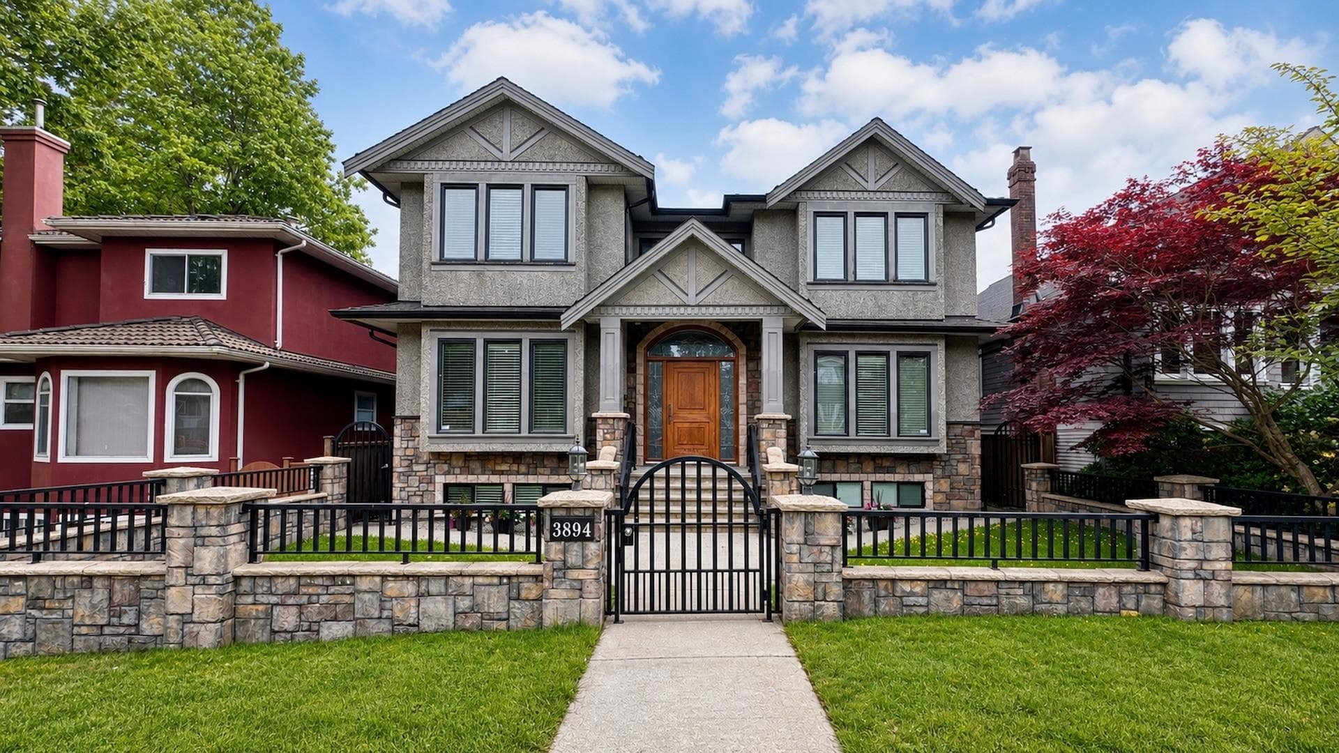 3894 Oxford Street, Burnaby