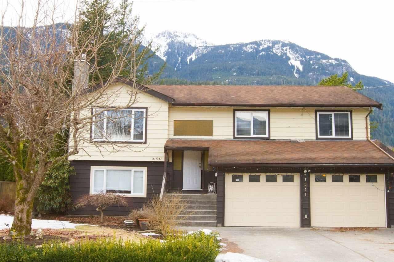 41541 Brennan Street, Squamish