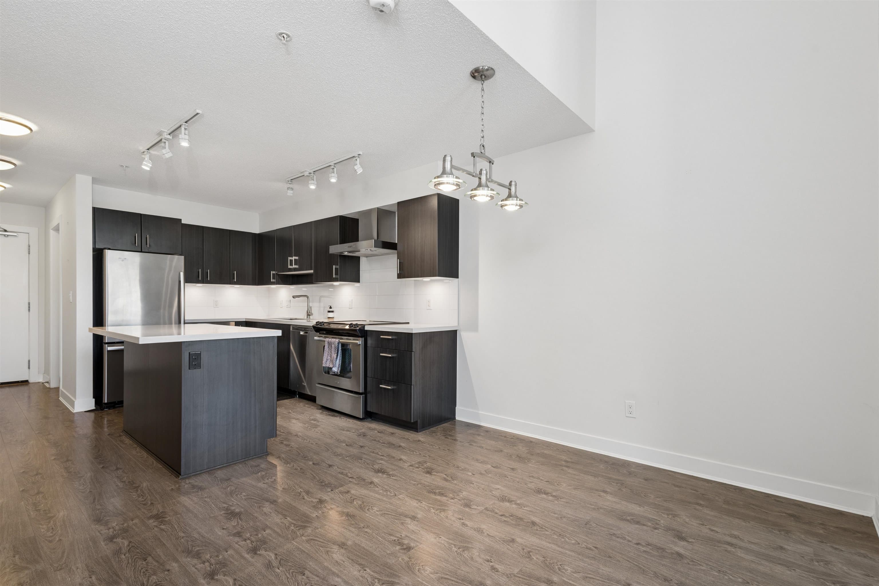 605 - 500 Royal Avenue, New Westminster, V3L 0G5 — photo 5