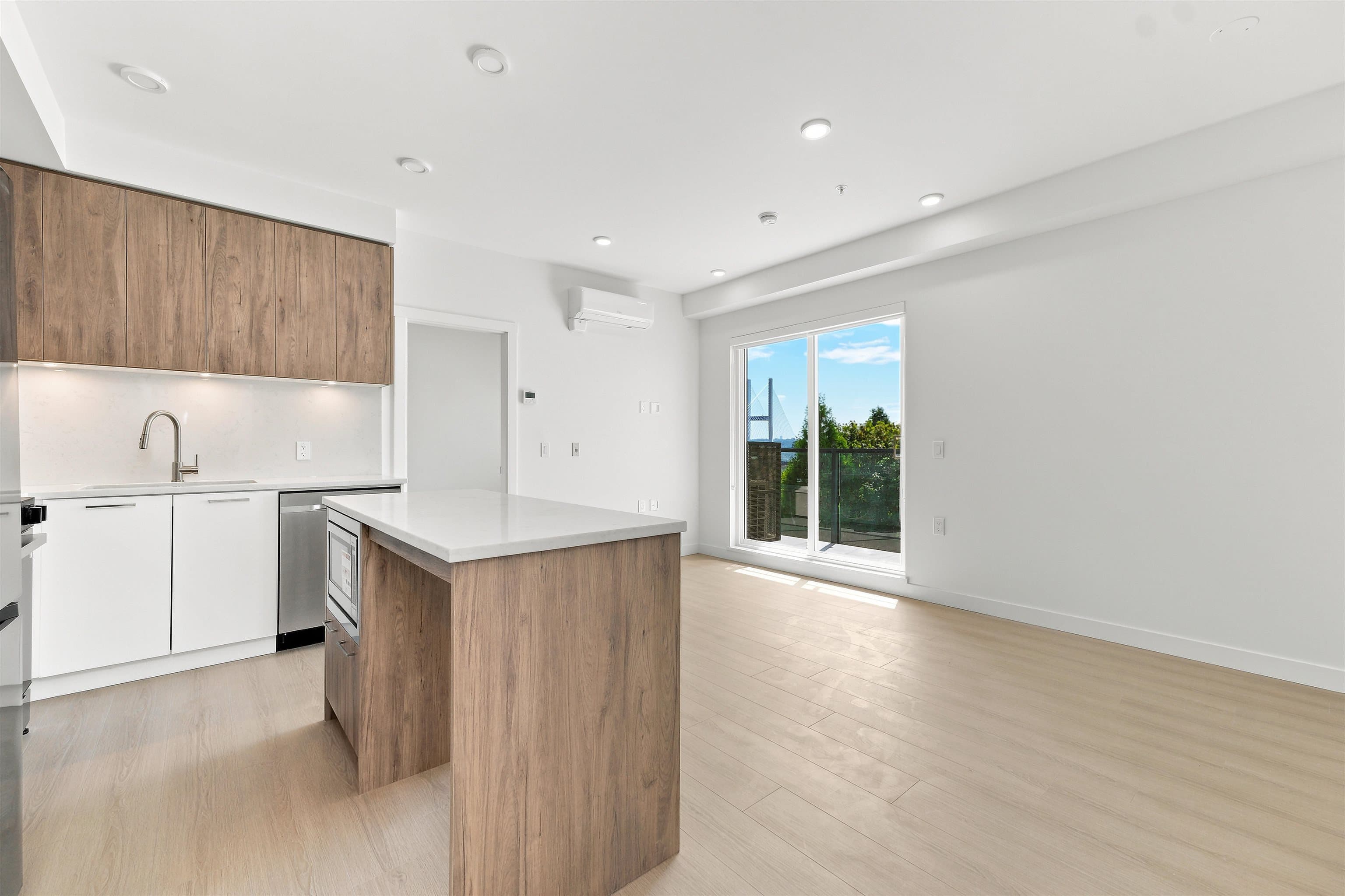427 - 82 First Street, New Westminster