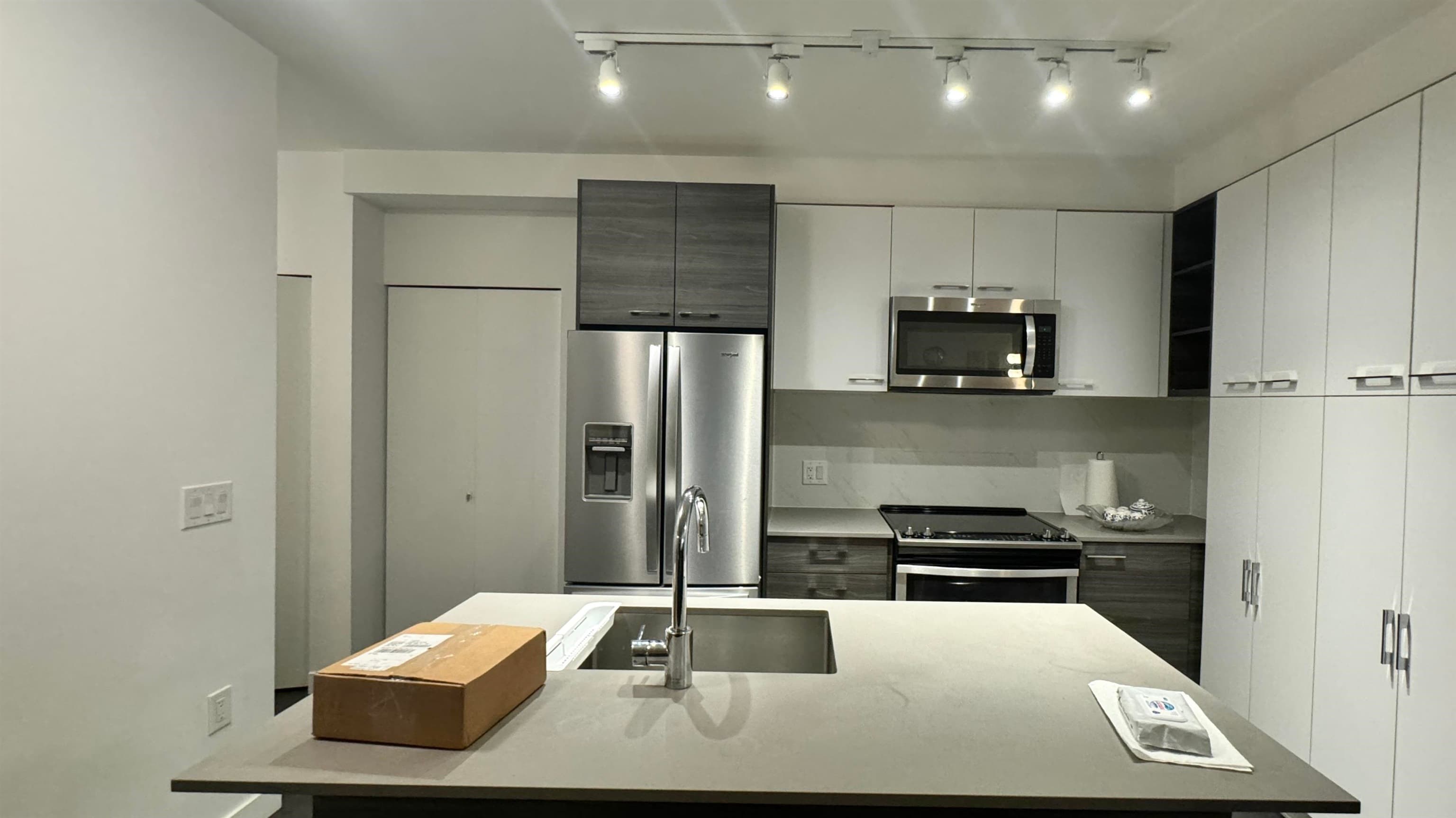 314 - 13963 105 Boulevard, Surrey, V3T 4N6 — photo 3