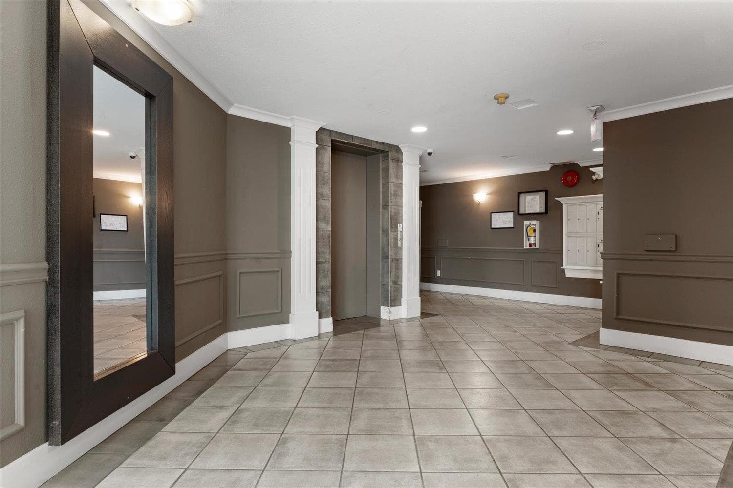 222 - 32725 George Ferguson Way, Abbotsford, V2T 5M5 — photo 2