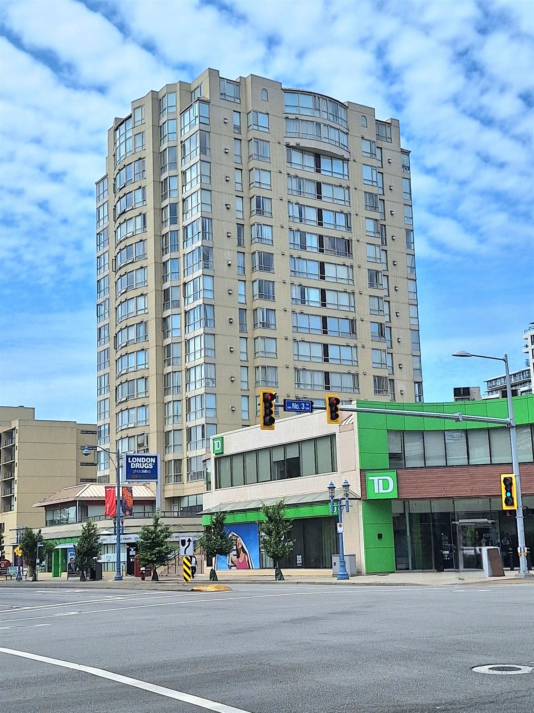 805 - 7995 Westminster Highway, Richmond, V6X 3Y5 — photo 3