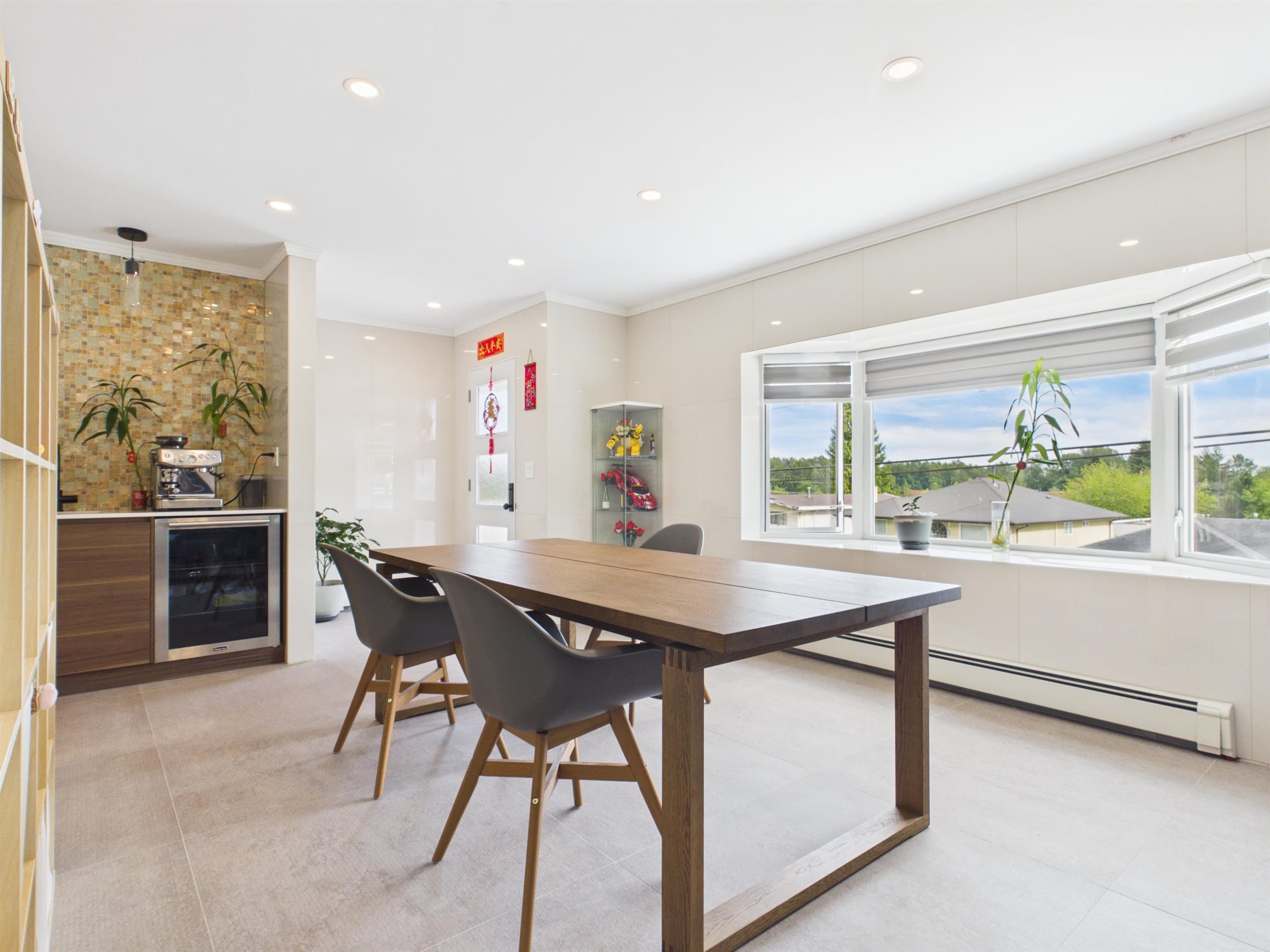 3867 Marine Drive, Burnaby, V5J 3E3 — photo 3