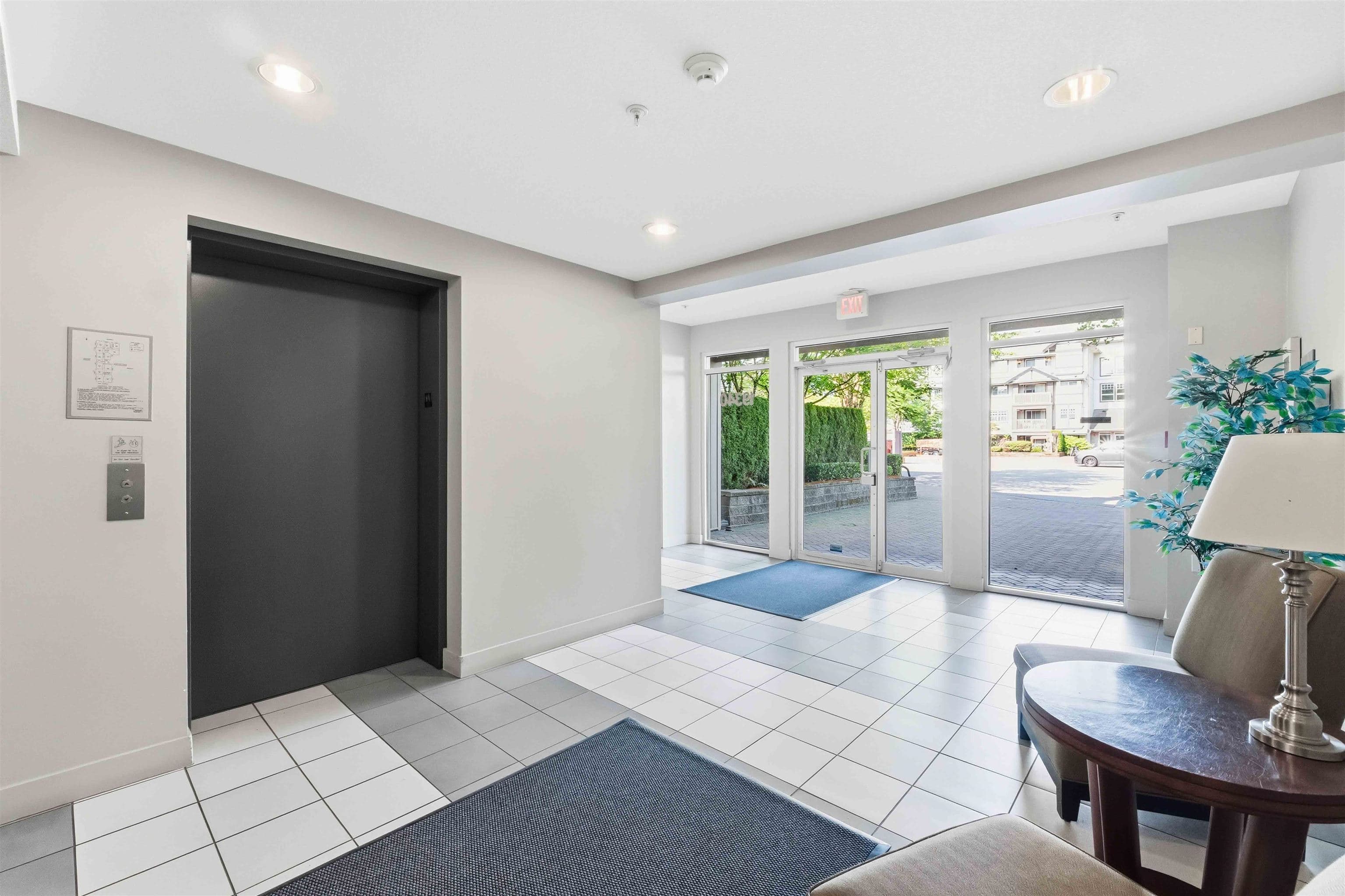 410 - 19340 65 Avenue, Surrey, V4N 0A3 — photo 3