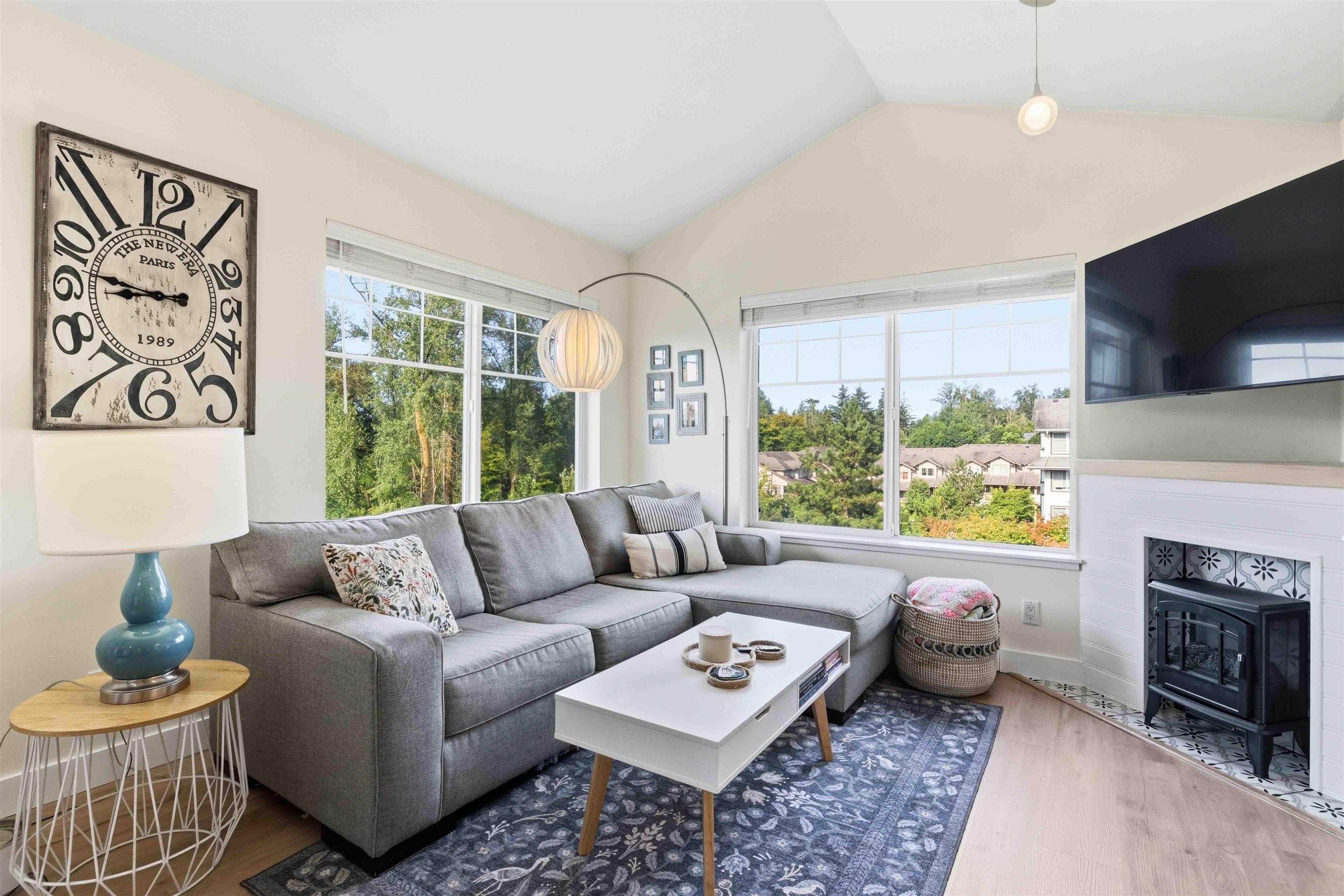 410 - 19340 65 Avenue, Surrey, V4N 0A3 — photo 1