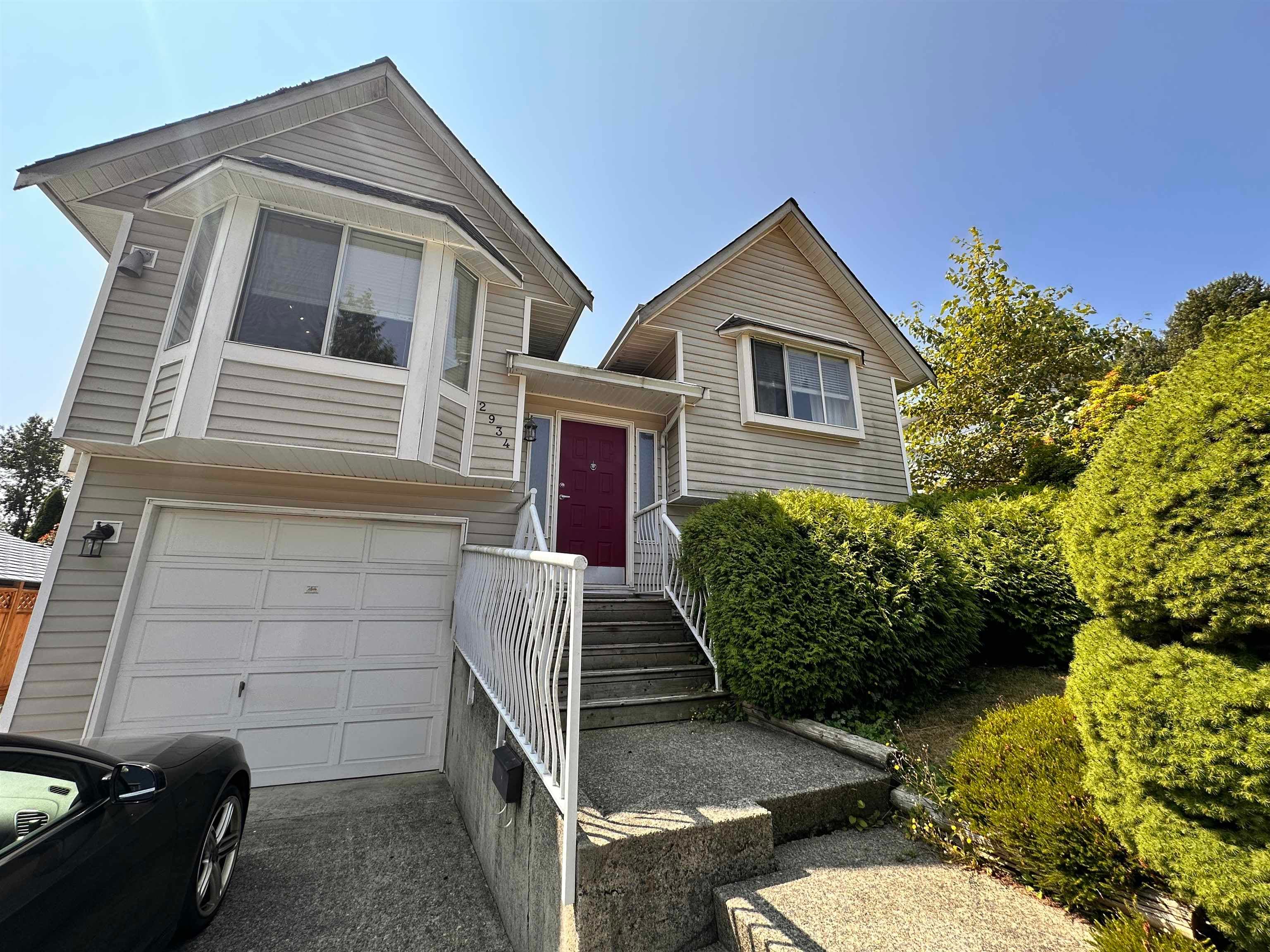 2934 Heckbert Place, Coquitlam