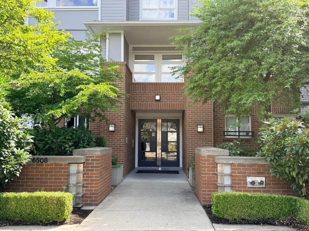413 - 6508 Denbigh Avenue, Burnaby