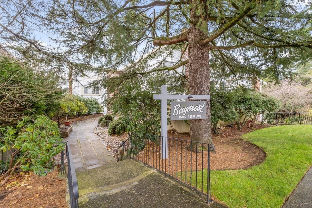 302 - 15010 Roper Avenue, White Rock