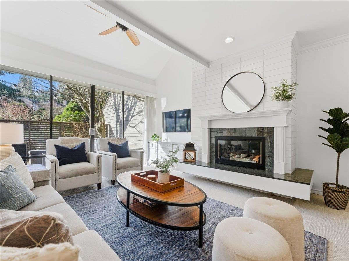 15 - 4957 Marine Drive, West Vancouver