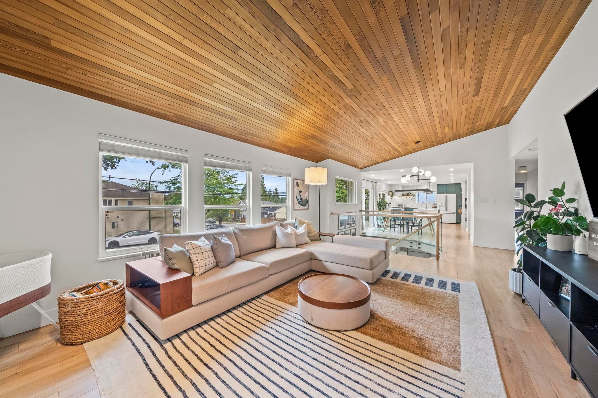 7658 Cumberland Street, Burnaby