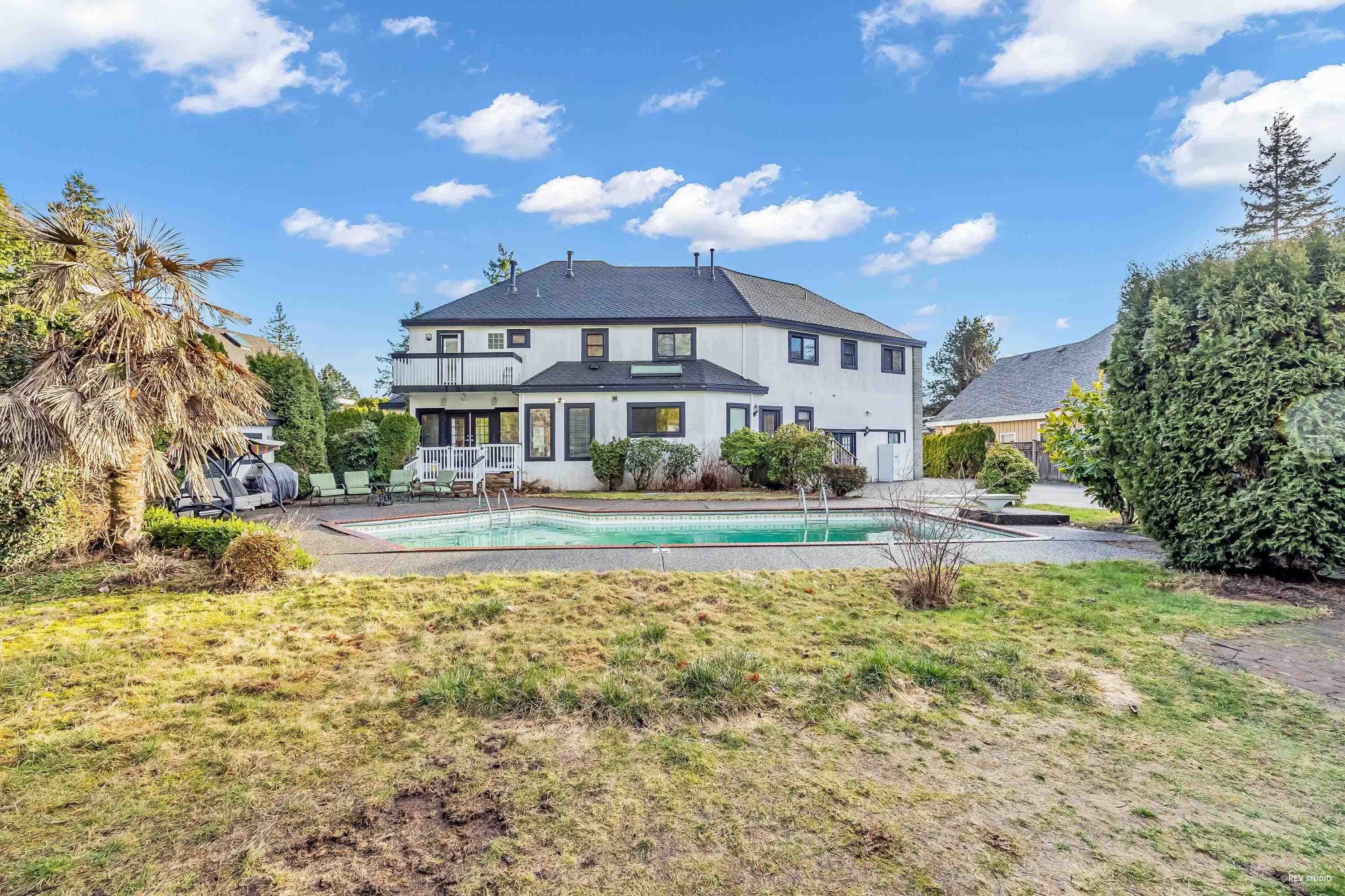 13371 21a Avenue, Surrey, V4A 9N1 — photo 2