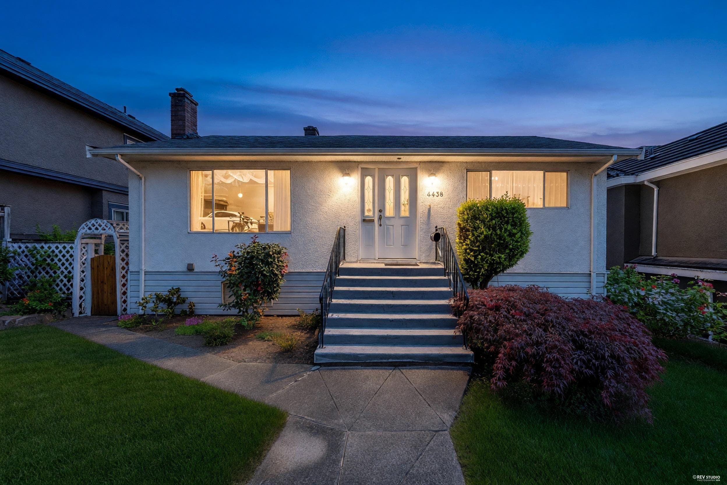 4438 Darwin Avenue, Burnaby, V5G 3E6 — photo 2