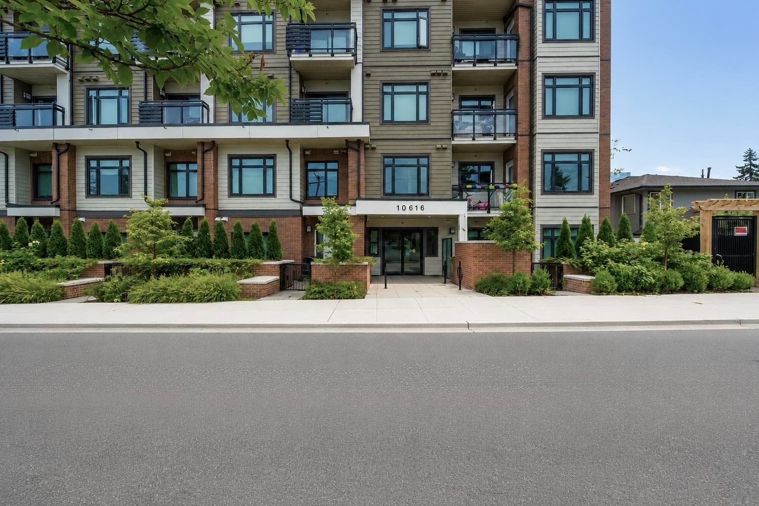 303 - 10616 132 Street, Surrey, V3T 0T3 — photo 3
