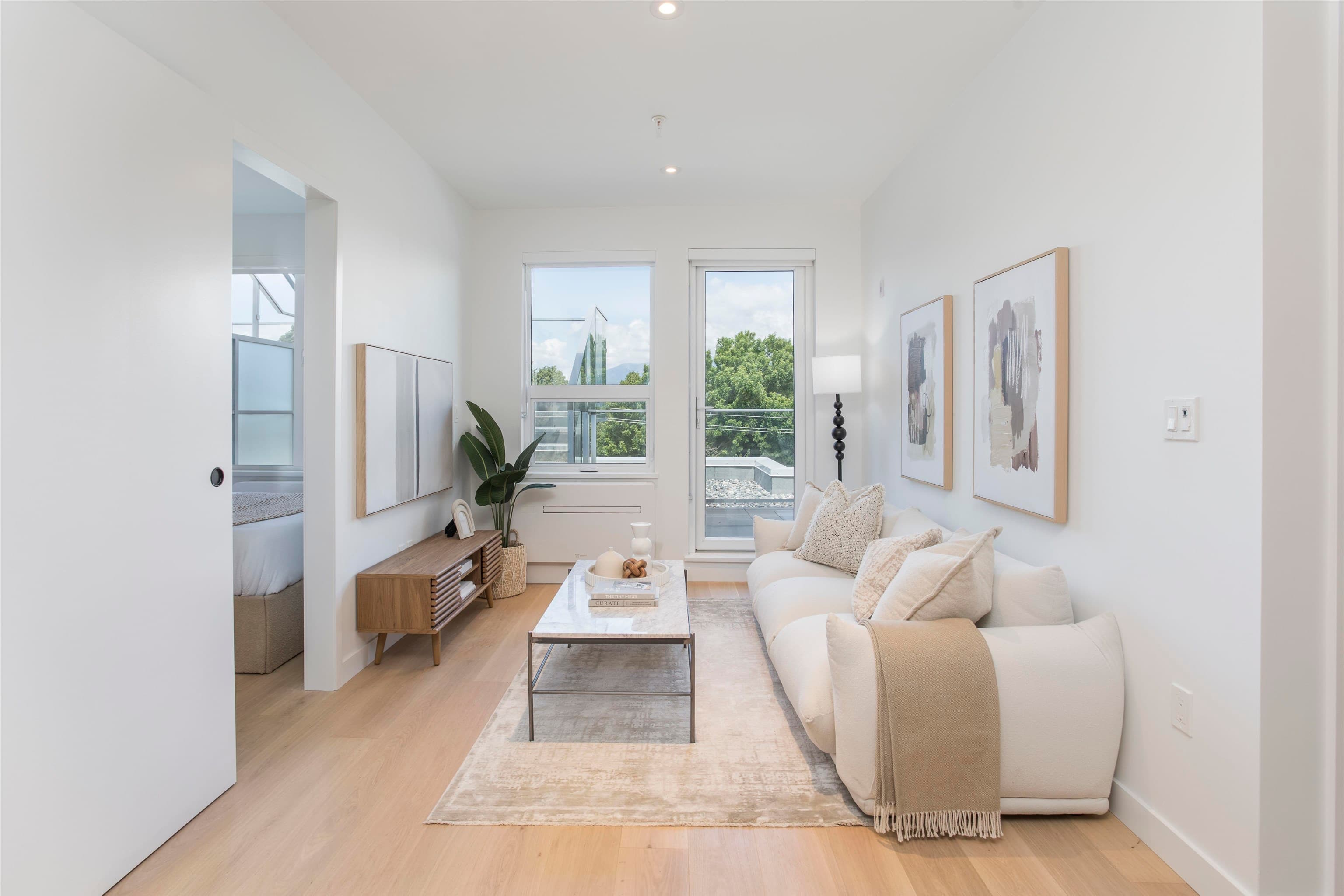 PH522 - 2471 St. George Street, Vancouver, V5T 1W9 — photo 3