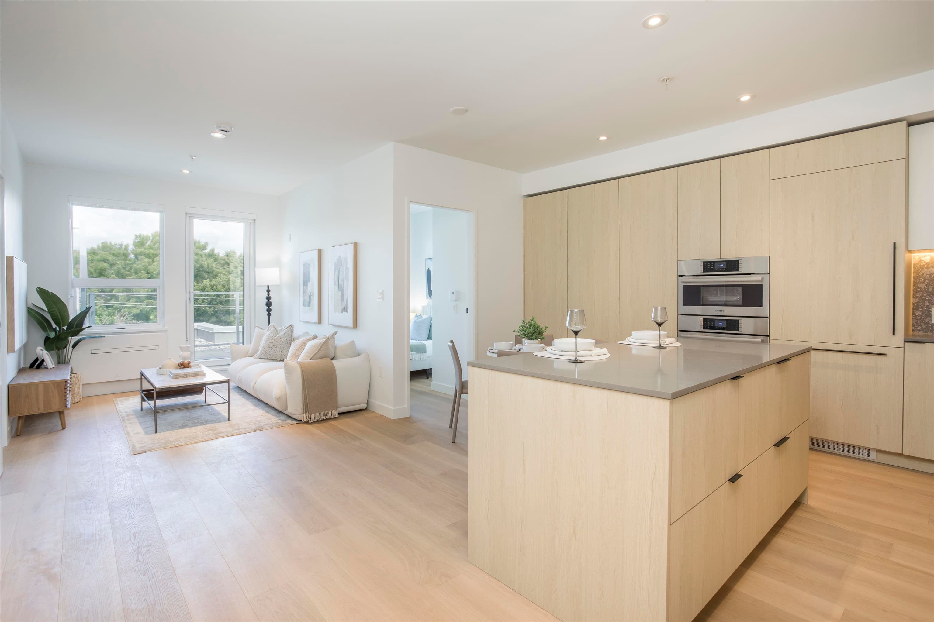 PH522 - 2471 St. George Street, Vancouver
