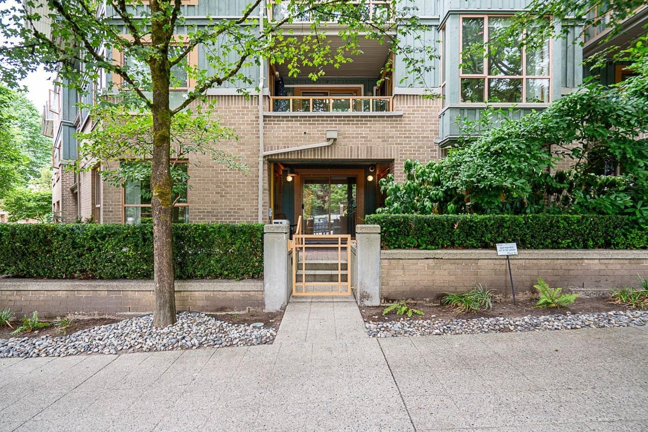 111 - 285 Newport Drive, Port Moody