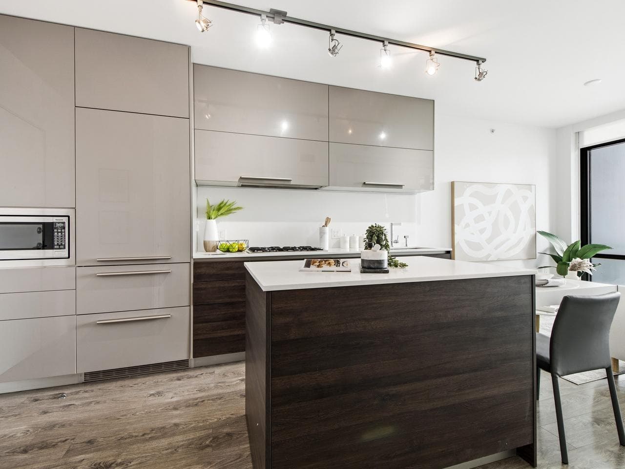 2378 Alpha, Burnaby, V5C 0K2 — photo 4