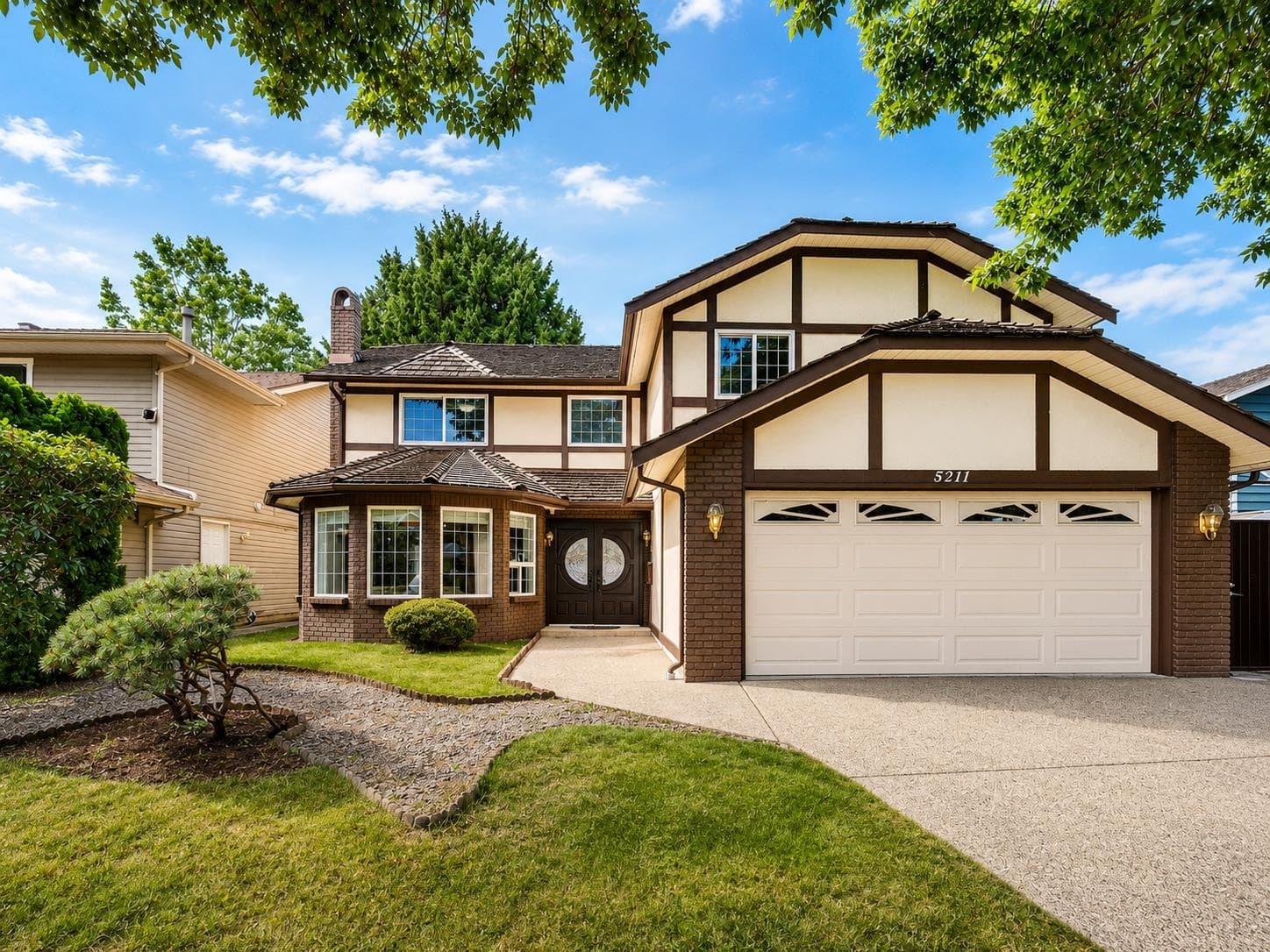 5211 Sapphire Place, Richmond
