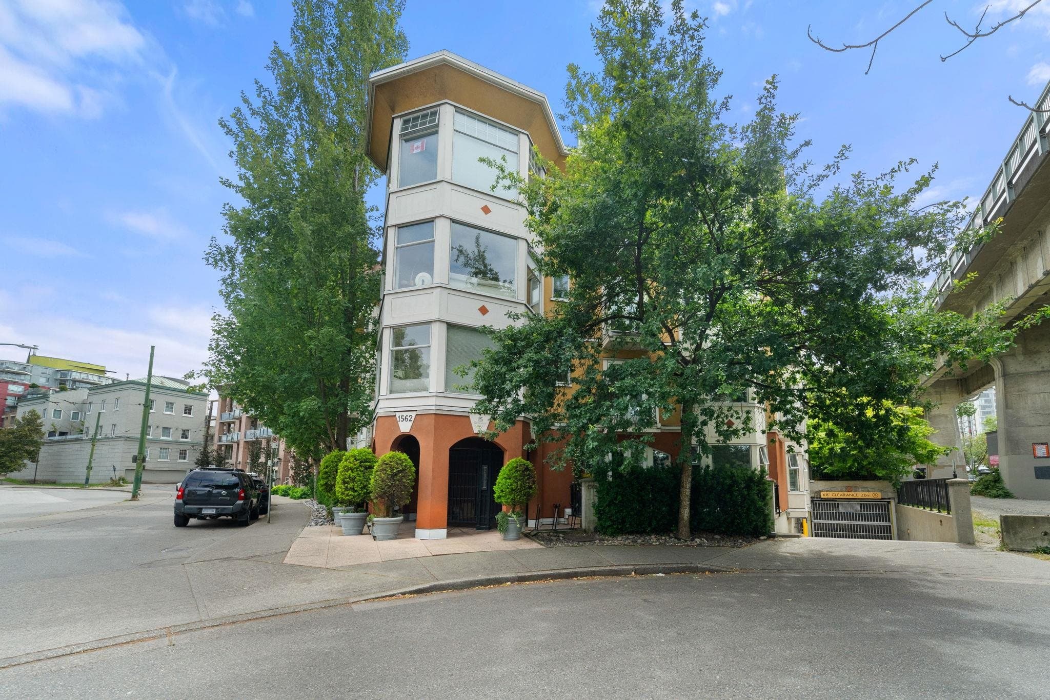 404 - 1562 W 5th Avenue, Vancouver