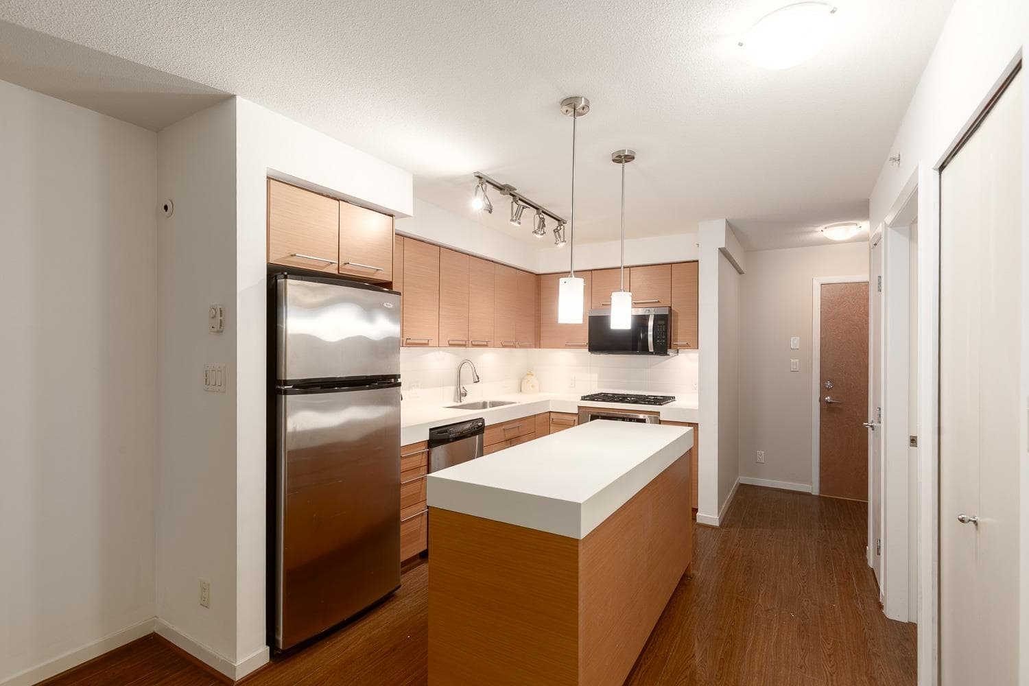 408 - 2770 Sophia Street, Vancouver, V5T 0A4 — photo 2