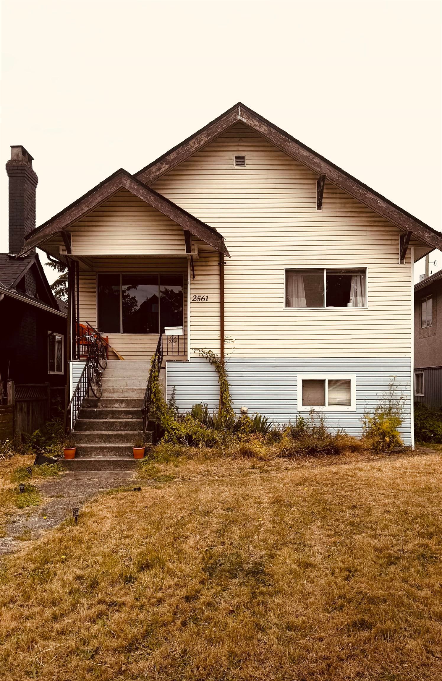 2561 Mcgill Street, Vancouver