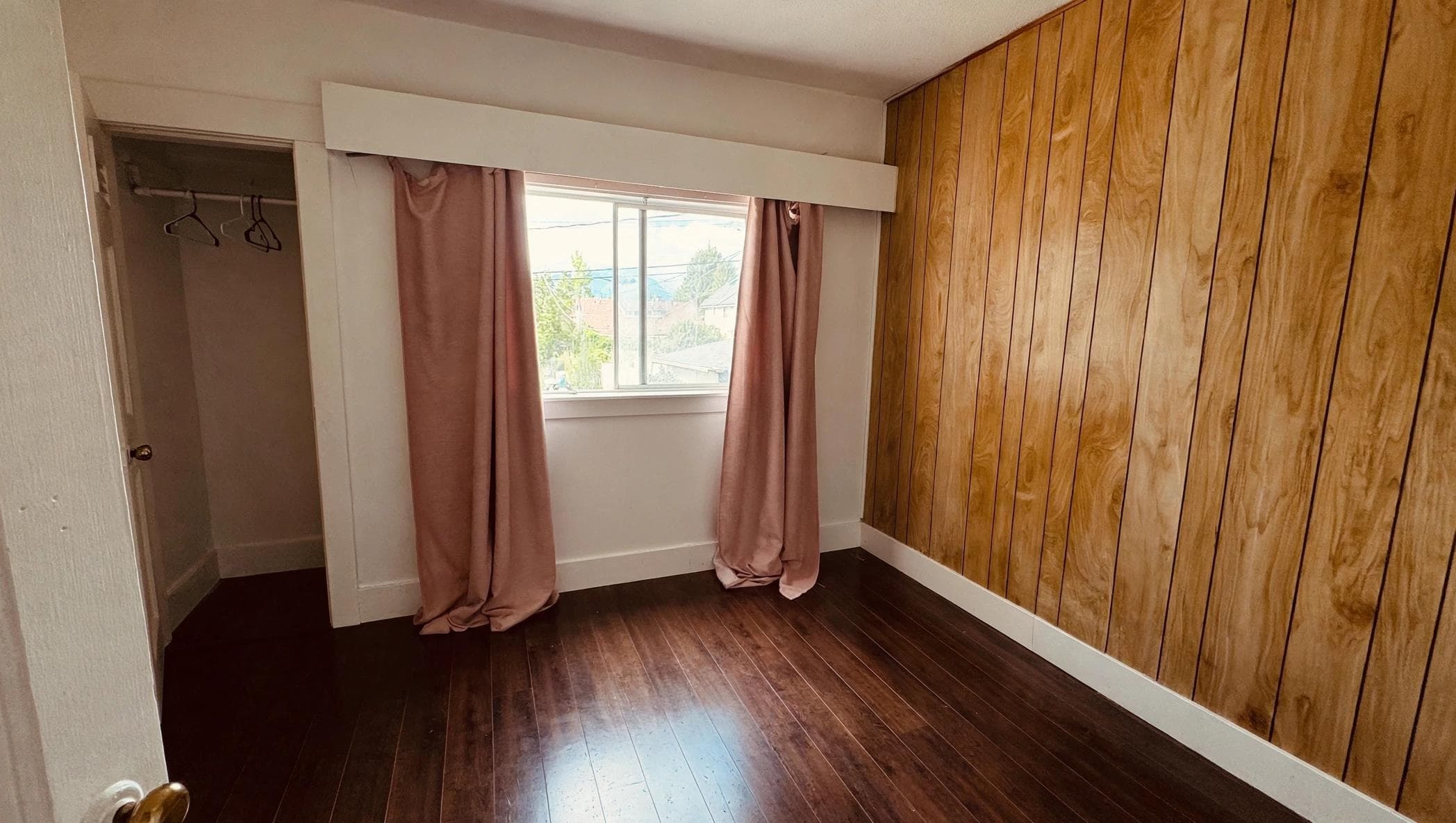 2561 Mcgill Street, Vancouver, V5K 1G9 — photo 4