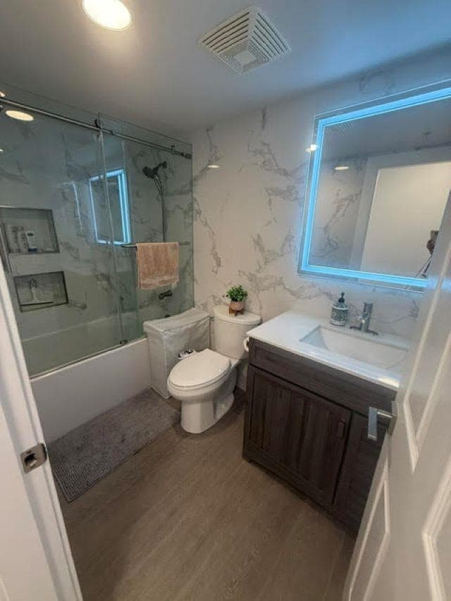 1807 - 295 Guildford Way, Port Moody, V3H 5N3 — photo 5