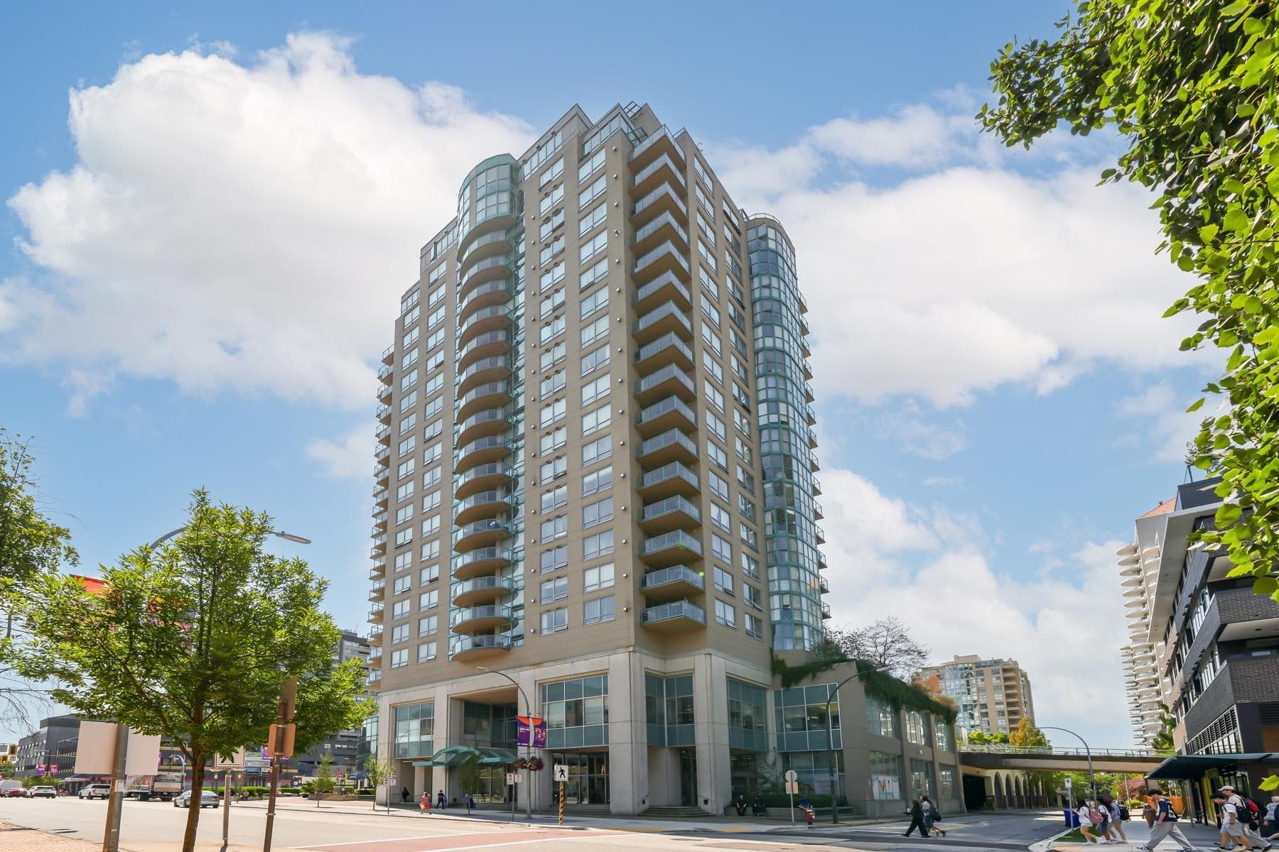 1206 - 612 Sixth Street, New Westminster