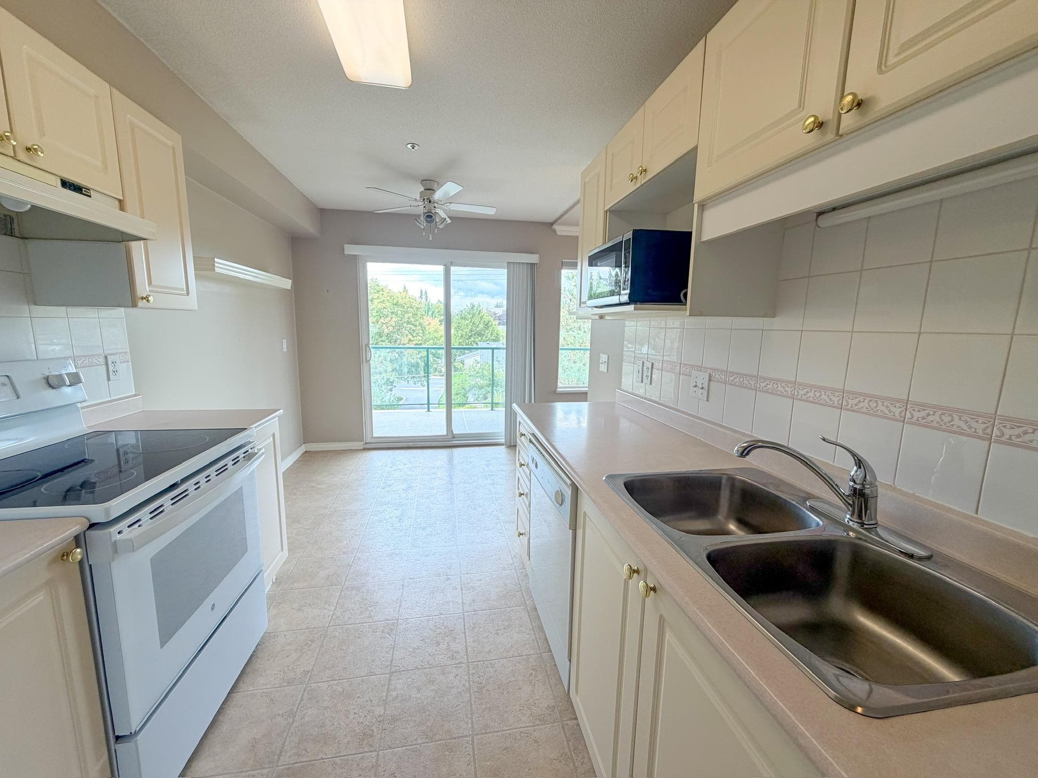 404 - 20433 53 Avenue, Langley, V3A 7A6 — photo 5