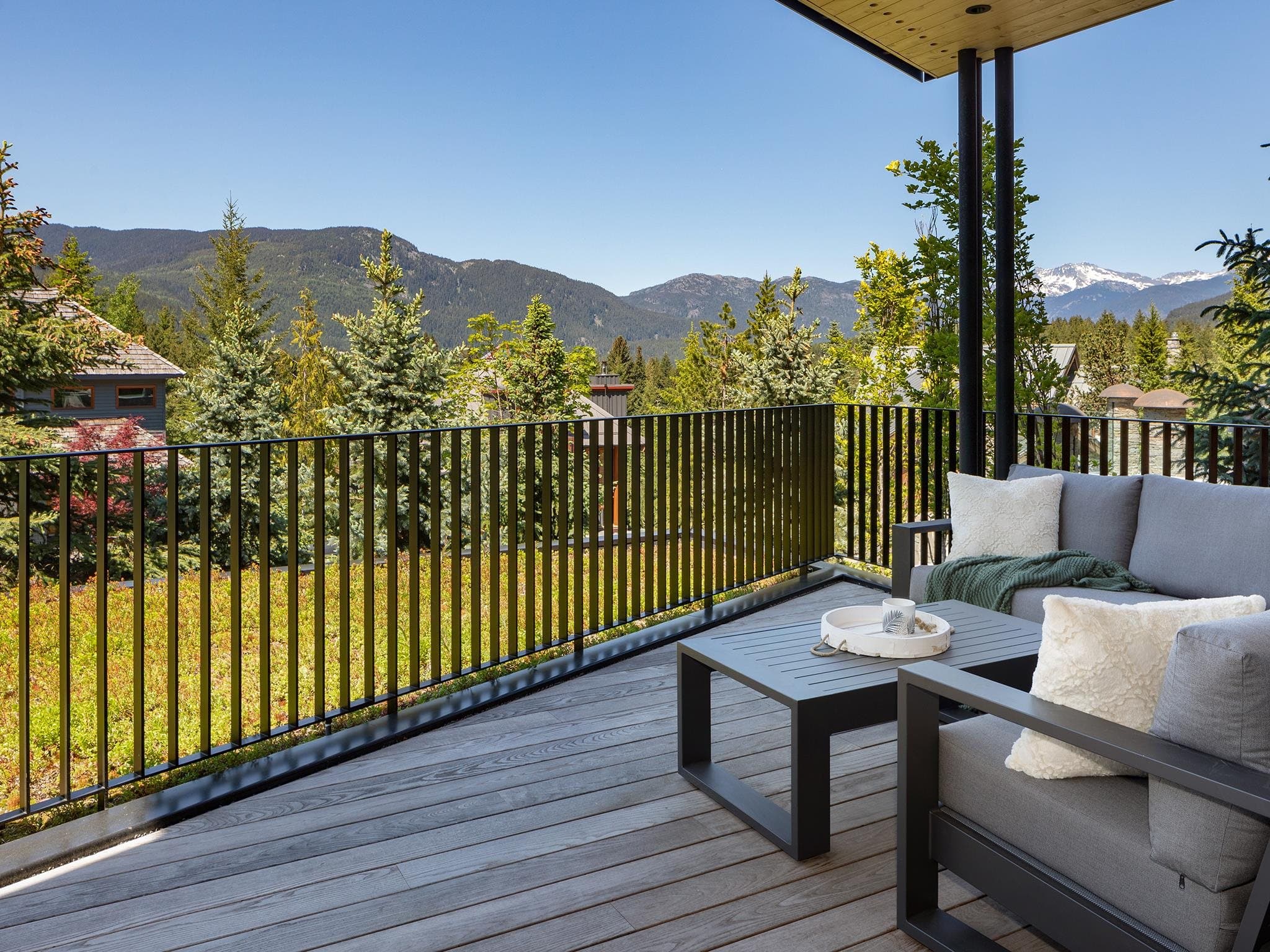 3565 Falcon Crescent, Whistler, V8E 0B9 — photo 4