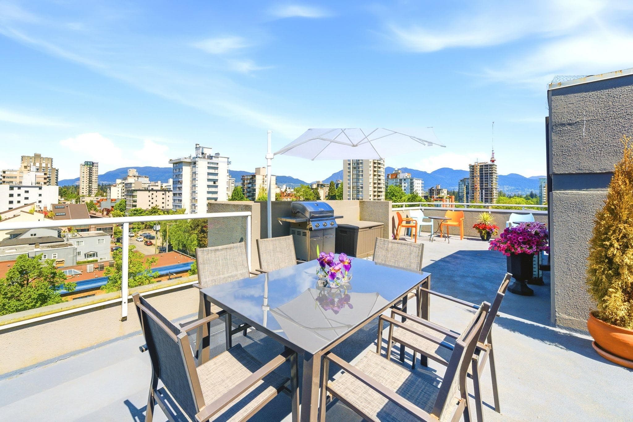 701 - 1771 Nelson Street, Vancouver, V6G 1M6 — photo 2