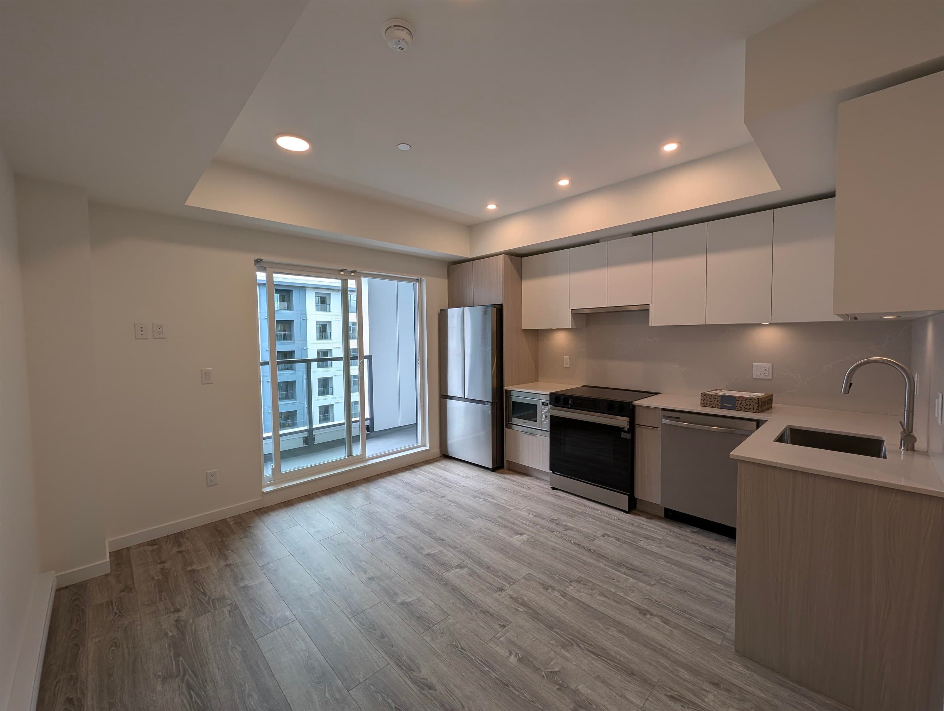 501 - 10829 140 Street, Surrey, V3R 0H4 — photo 1