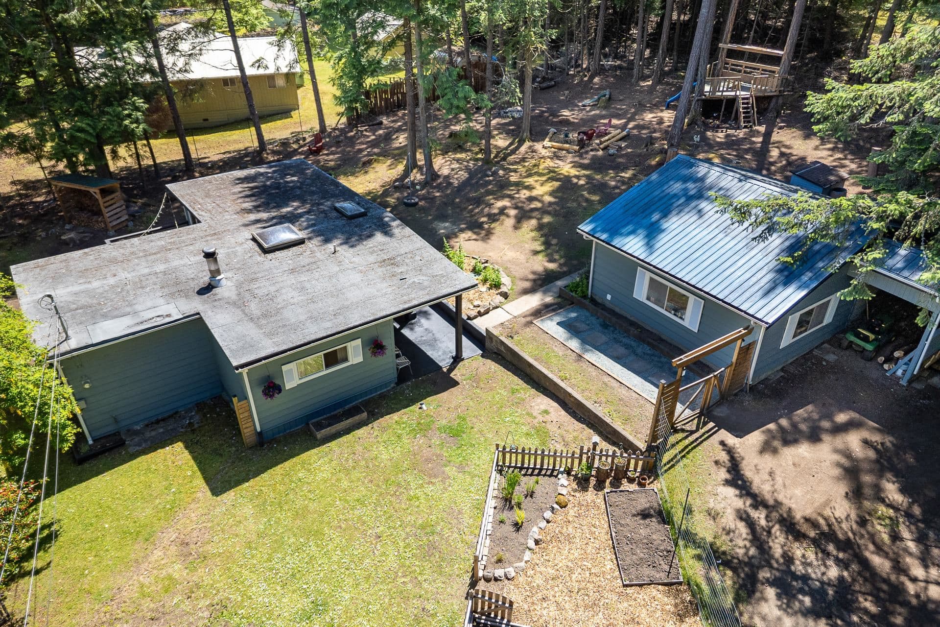 531 Arbutus Drive, Mayne Island