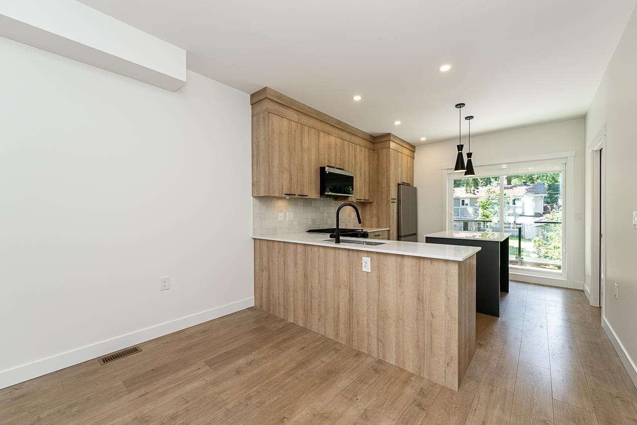 9 - 10527 155 Street, Surrey, V3R 0S1 — photo 5