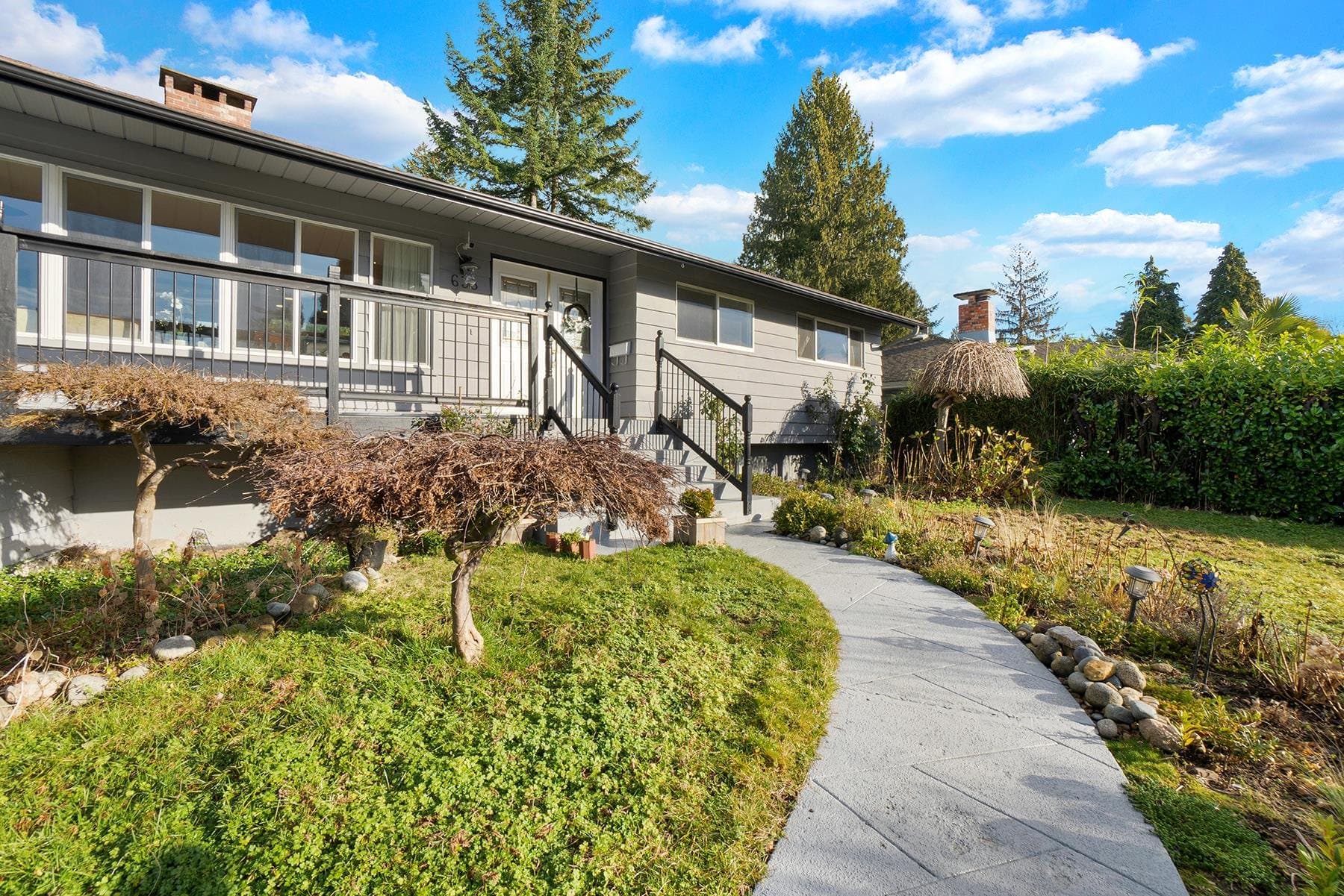 638 Elstree Place, North Vancouver