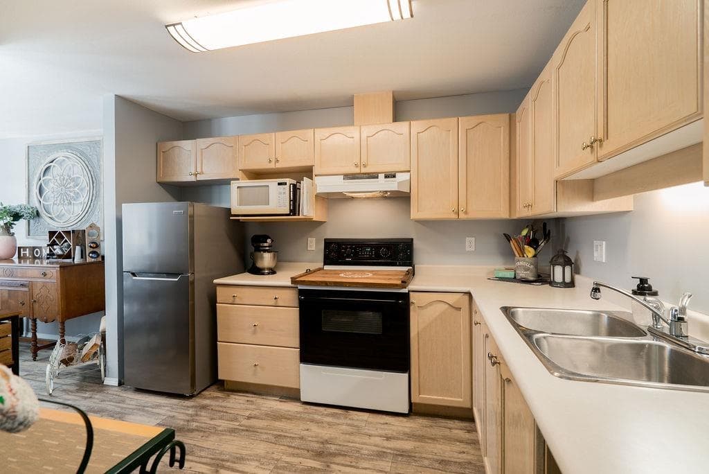 203 - 19130 Ford Road, Pitt Meadows, V3Y 2P1 — photo 3