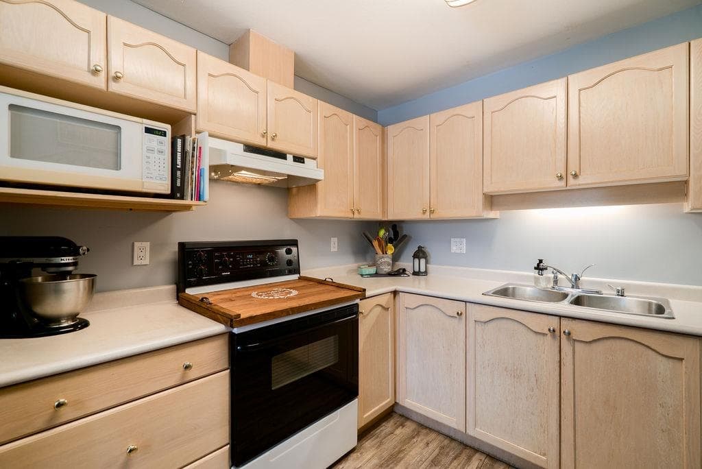 203 - 19130 Ford Road, Pitt Meadows, V3Y 2P1 — photo 4