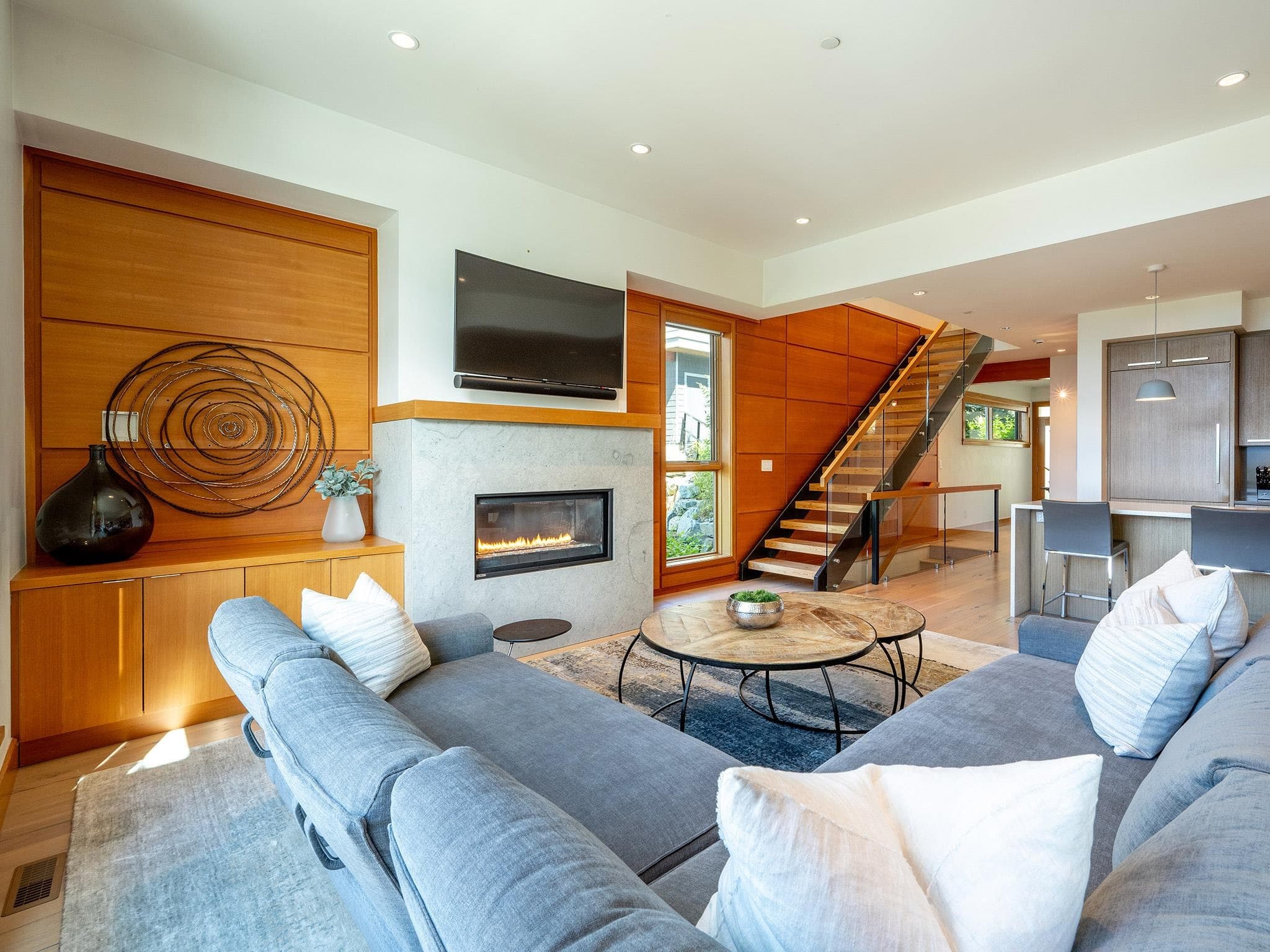 21 - 8400 Ashleigh Mcivor Drive, Whistler, V8E 1L8 — photo 3